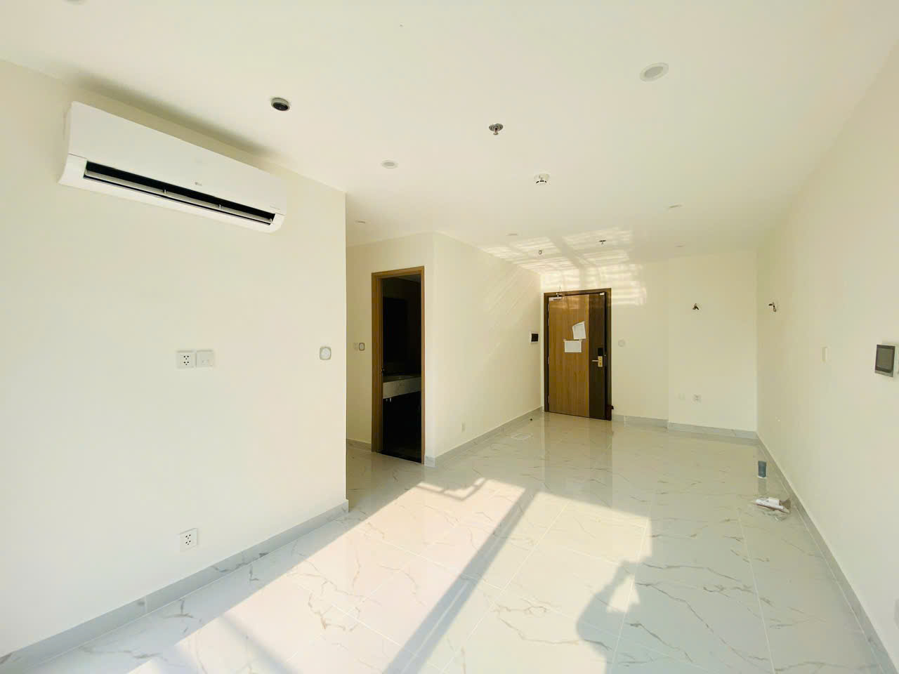 CHO THUÊ CĂN HỘ GLORY HEIGHTS – VINHOMES GRAND PARK 3PN – GIÁ CHỈ 11 TRIỆU/THÁNG | CHỦ NHÀ HỖ TRỢ LẮP BẾP, RÈM HOẶC FULL NỘI THẤT - ảnh 4