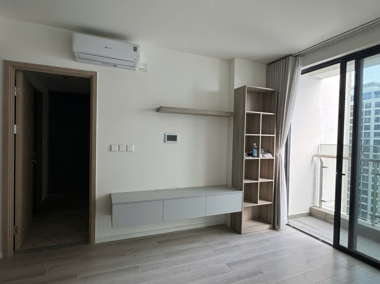 CHO THUÊ CĂN HỘ MASTERI CENTRE POINT VINHOMES GRAND PARK – FULL NỘI THẤT – 2PN, VIEW TẦNG CAO, NỘI KHU