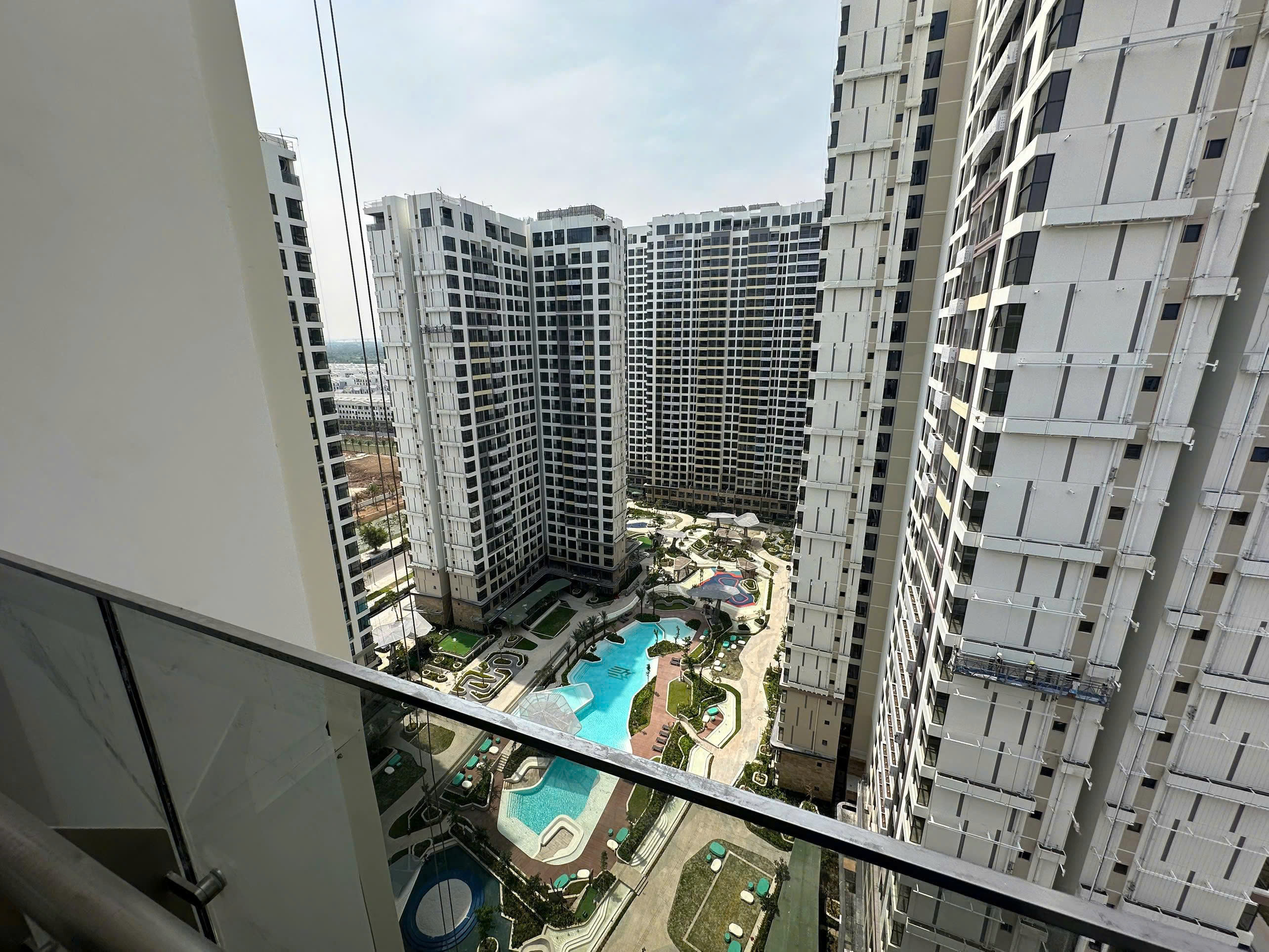 CHO THUÊ CĂN HỘ MASTERI CENTRE POINT VINHOMES GRAND PARK – FULL NỘI THẤT – 2PN, VIEW TẦNG CAO, NỘI KHU - ảnh 6