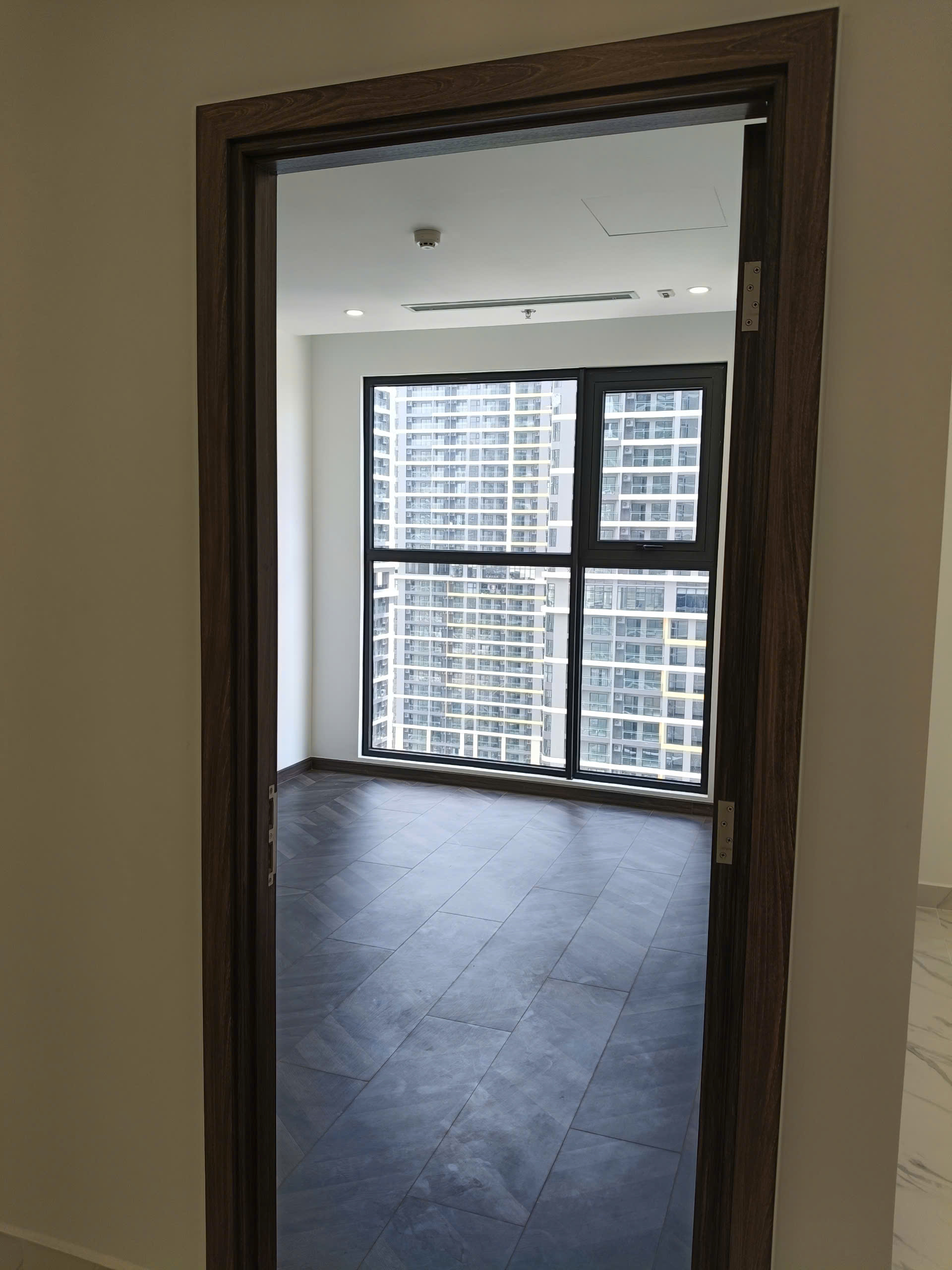 Bán Căn Hộ 1PN+ The Beverly – Tòa BE5 – Hoàn Thiện Cơ Bản Từ Chủ Đầu Tư– Giá 4 Tỷ - ảnh 3