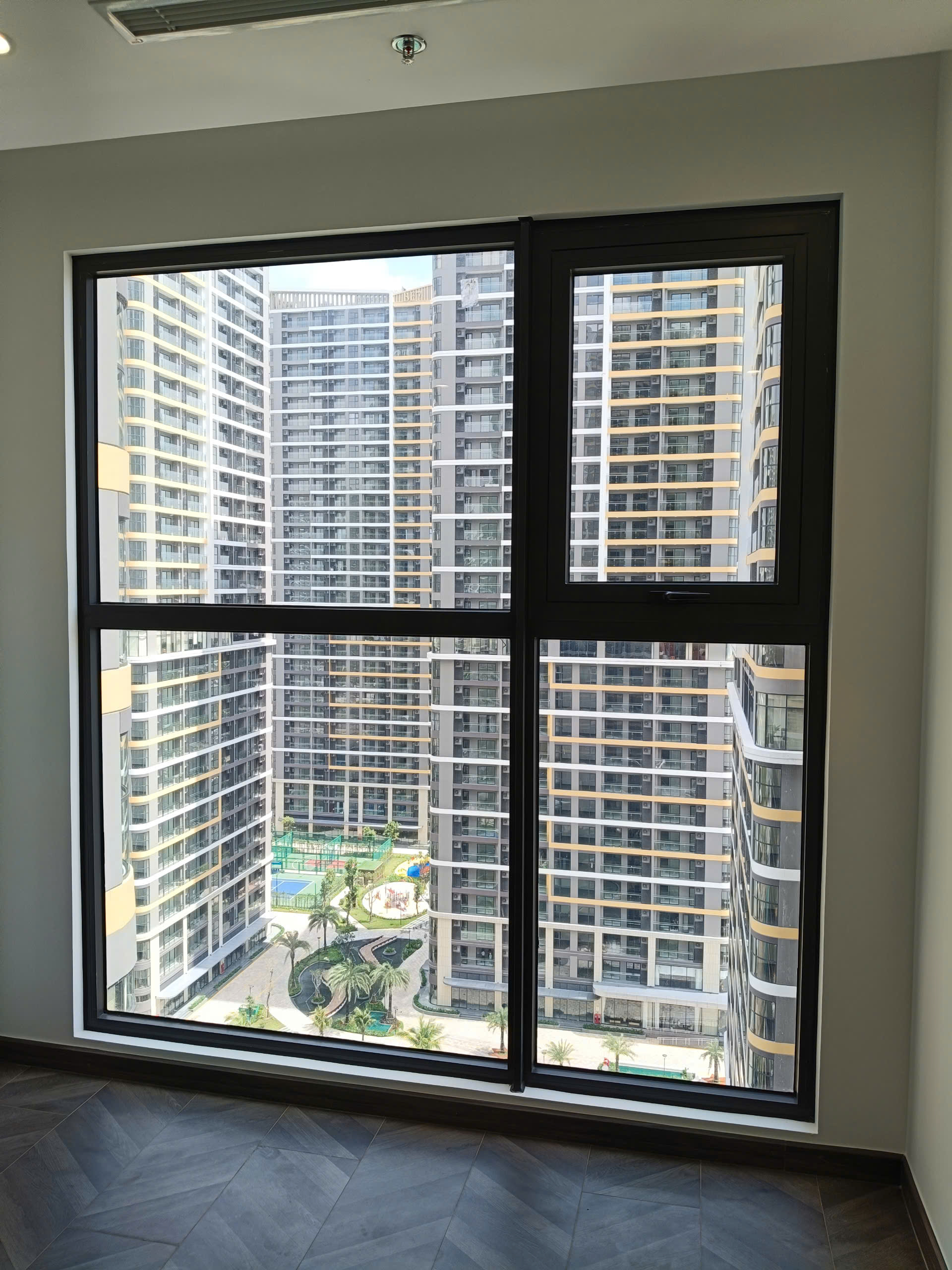 Bán Căn Hộ 1PN+ The Beverly – Tòa BE5 – Hoàn Thiện Cơ Bản Từ Chủ Đầu Tư– Giá 4 Tỷ - ảnh 9