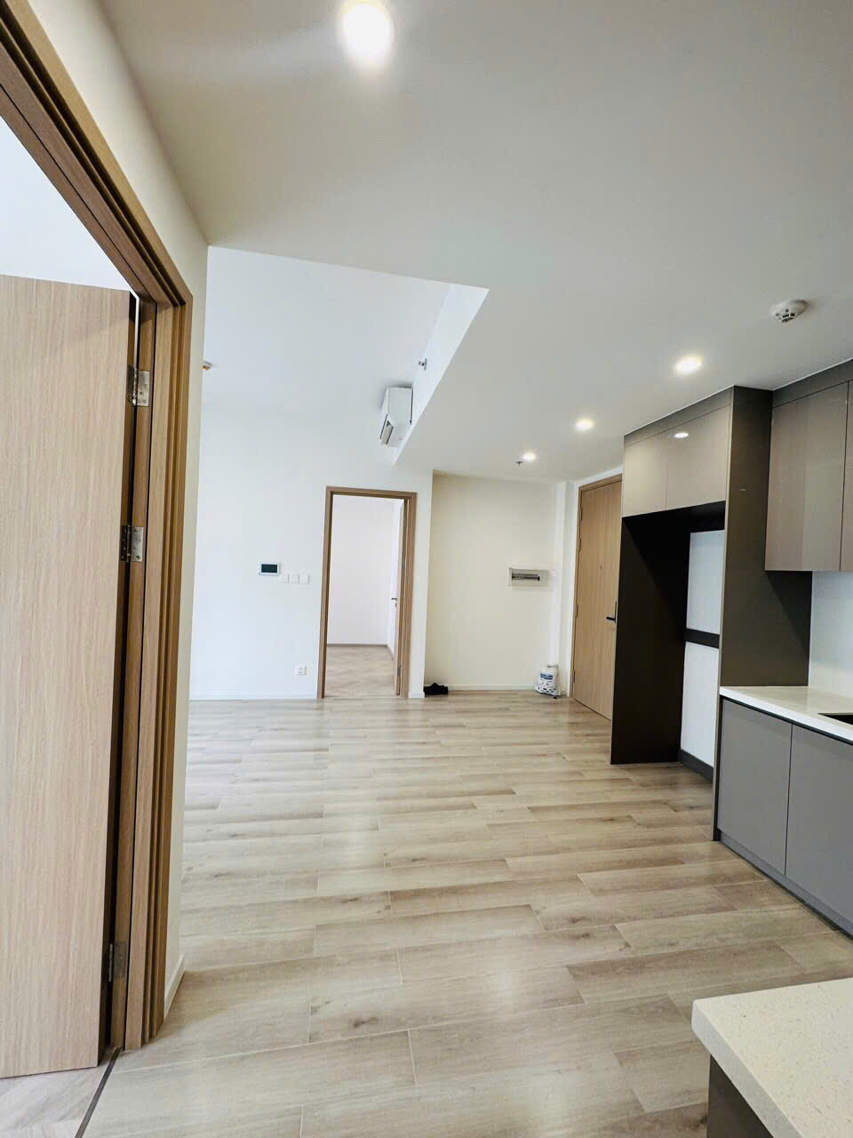 Bán căn hộ Masteri Centre Point – Vinhomes Grand Park | 2PN – Giá chỉ 5 tỷ | View thoáng – Nội thất bếp rèm - ảnh 7