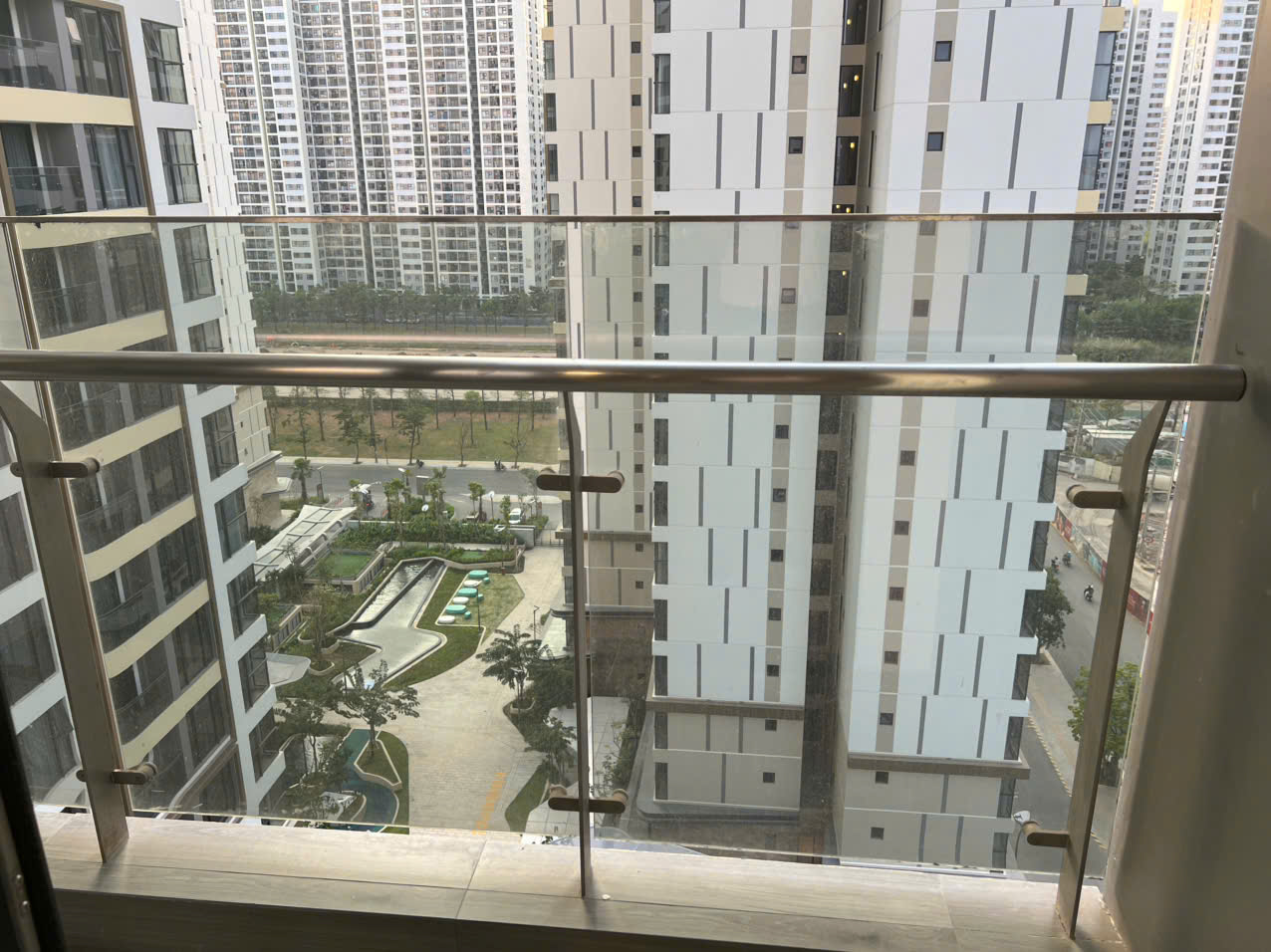 BÁN CĂN HỘ 2PN MASTERI CENTRE POINT VINHOMES GRAND PARK – HOÀN THIỆN CƠ BẢN CĐT – GIÁ TỐT QUẬN 9