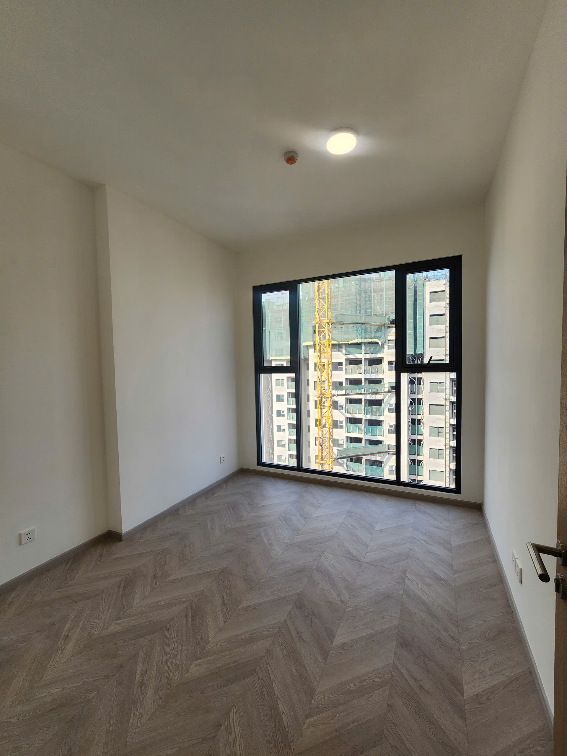 BÁN CĂN HỘ MASTERI CENTRE POINT VINHOMES GRAND PARK – FULL NỘI THẤT – TẦNG CAO – VIEW ĐẸP