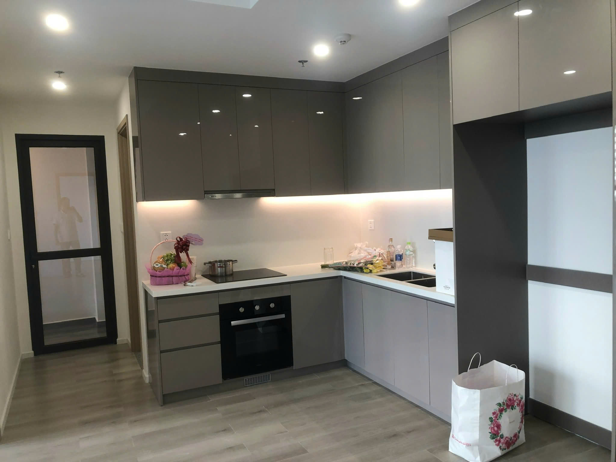 BÁN CĂN HỘ MASTERI CENTRE POINT VINHOMES GRAND PARK – QUẬN 9 | NỘI THẤT CƠ BẢN | GIÁ TỐT