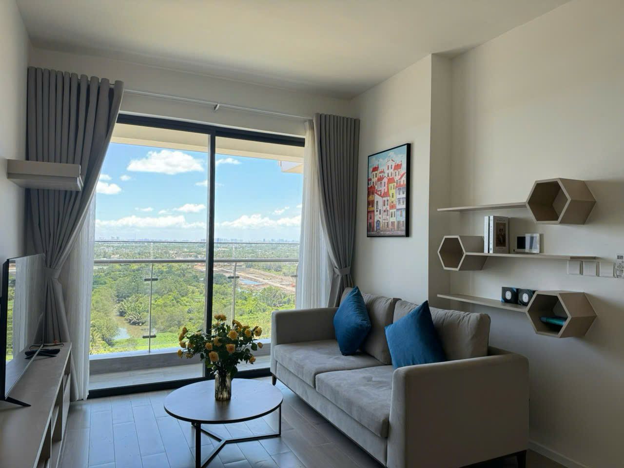 CHO THUÊ CĂN HỘ LUMIERE BOULEVARD – VINHOMES GRAND PARK  2PN2WC | FULL NỘI THẤT CAO CẤP -  VIEW BIỆT THỰ & SÔNG ĐỒNG NAI