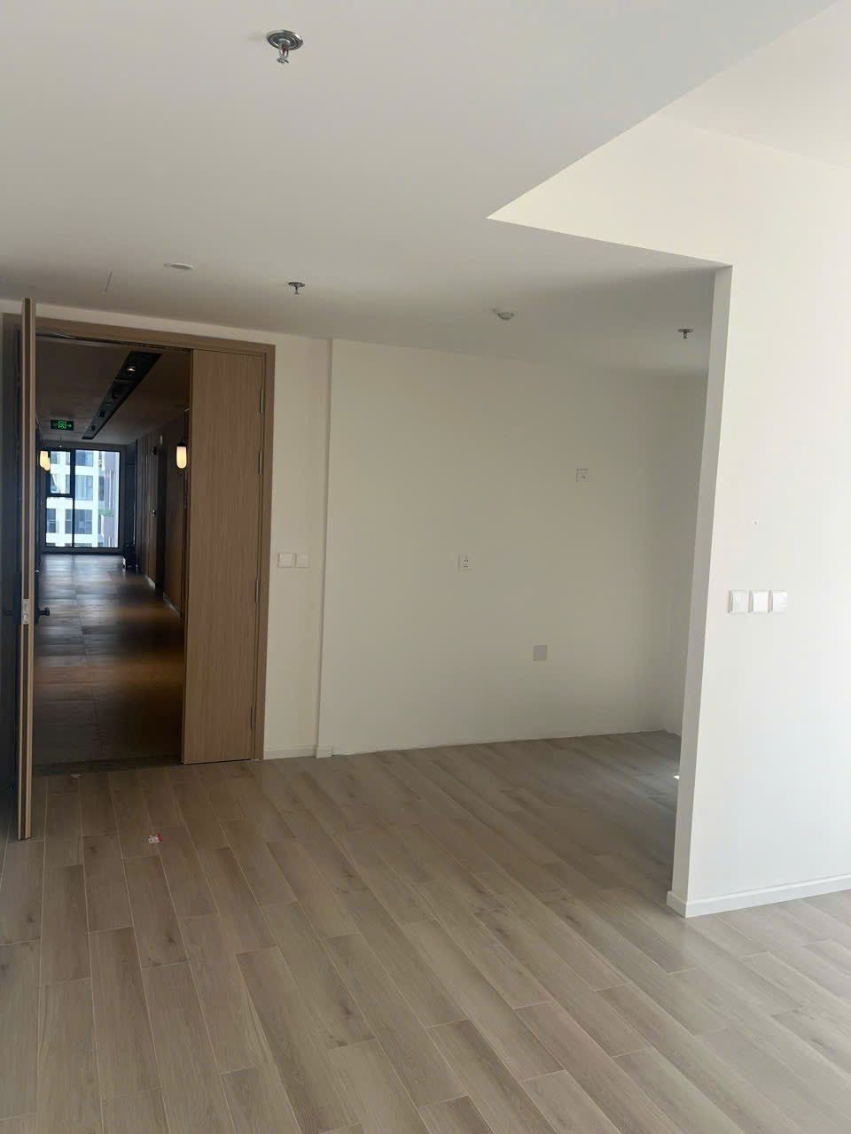 BÁN CĂN HỘ LUMIERE BOULEVARD – VINHOMES GRAND PARK  2PN | GIÁ TỐT CHỈ 4.2 TỶ 