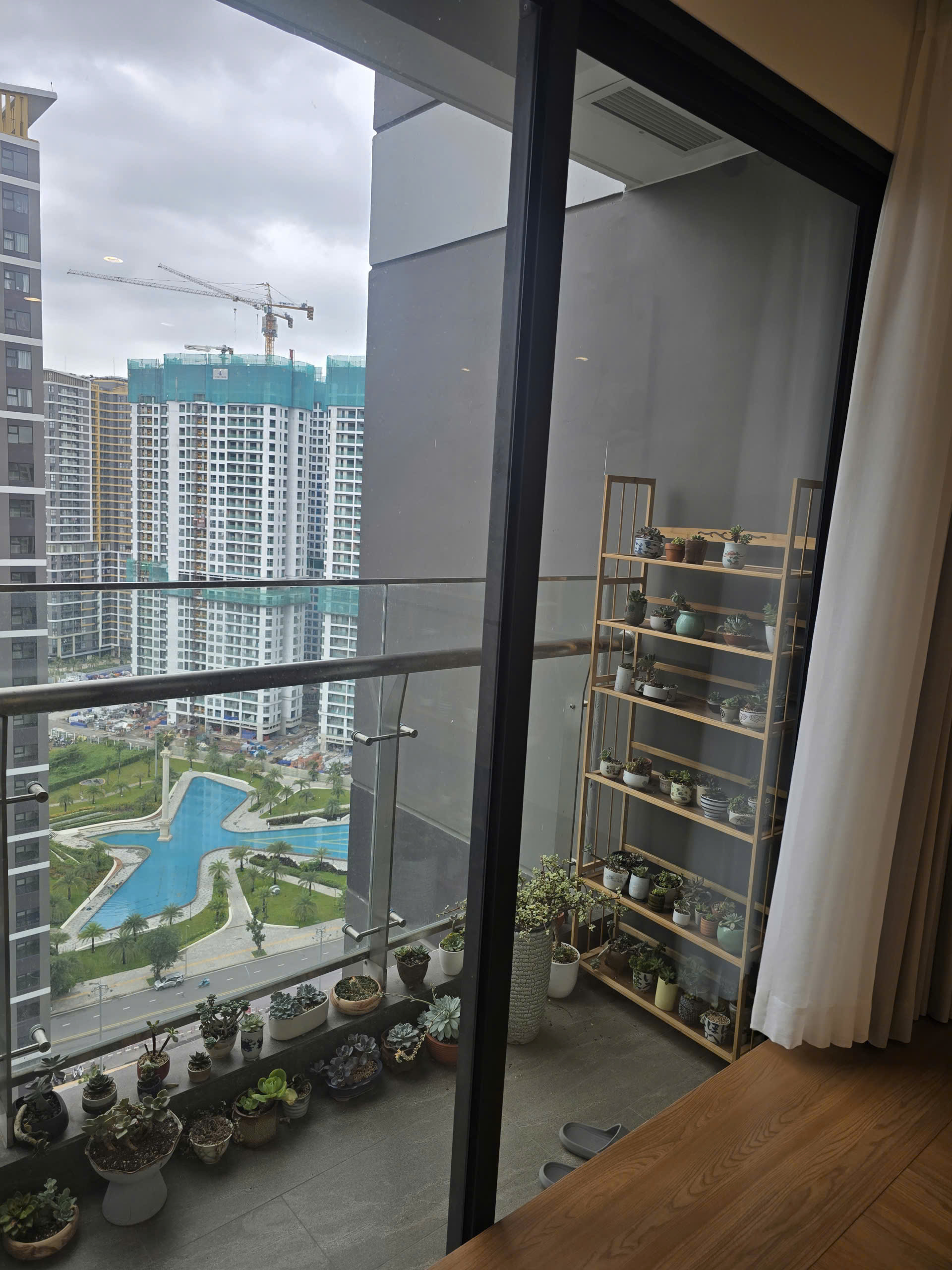 BÁN CĂN HỘ 2PN 2WC THE BEVERLY SOLARI VINHOMES GRAND PARK | FULL NỘI THẤT | TẦNG CAO VIEW QUẢNG TRƯỜNG GOLDEN EAGLE
