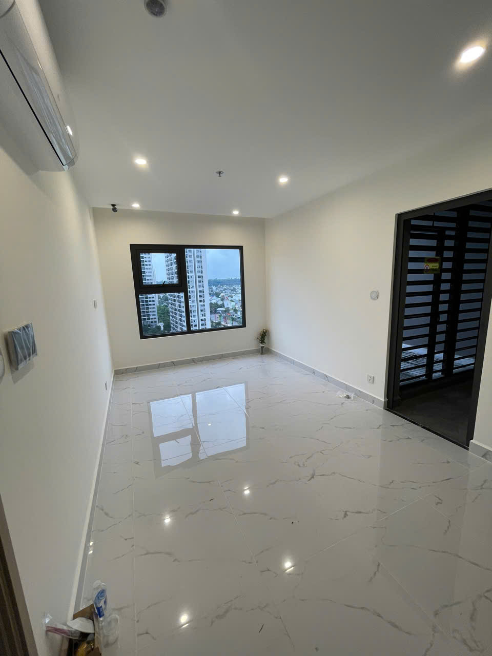 BÁN CĂN HỘ 2PN 2WC BEVERLY SOLARI VINHOMES GRAND PARK | VIEW TẦNG CAO VÀNH ĐAI 3 | THOÁNG ĐẸP – KHÔNG BỊ CHẮN