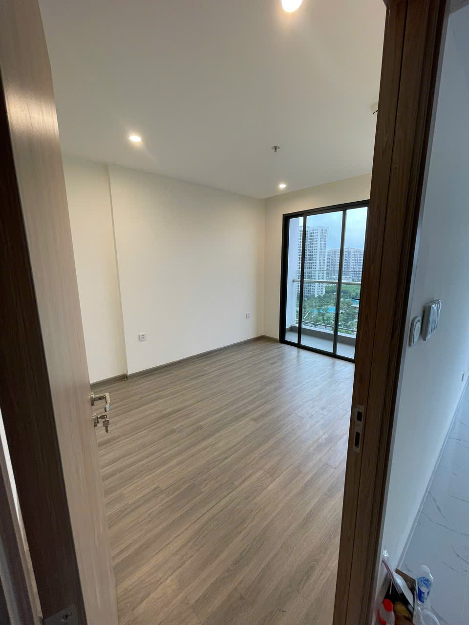 BÁN CĂN HỘ 2PN 2WC BEVERLY SOLARI VINHOMES GRAND PARK | VIEW TẦNG CAO VÀNH ĐAI 3 | THOÁNG ĐẸP – KHÔNG BỊ CHẮN