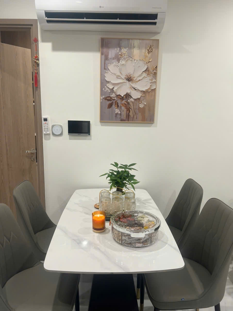 BÁN CĂN HỘ 2PN2WC THE BEVERLY SOLARI VINHOMES GRAND PARK – FULL NỘI THẤT, VIEW VÀNH ĐAI 3 TẦNG THẤP