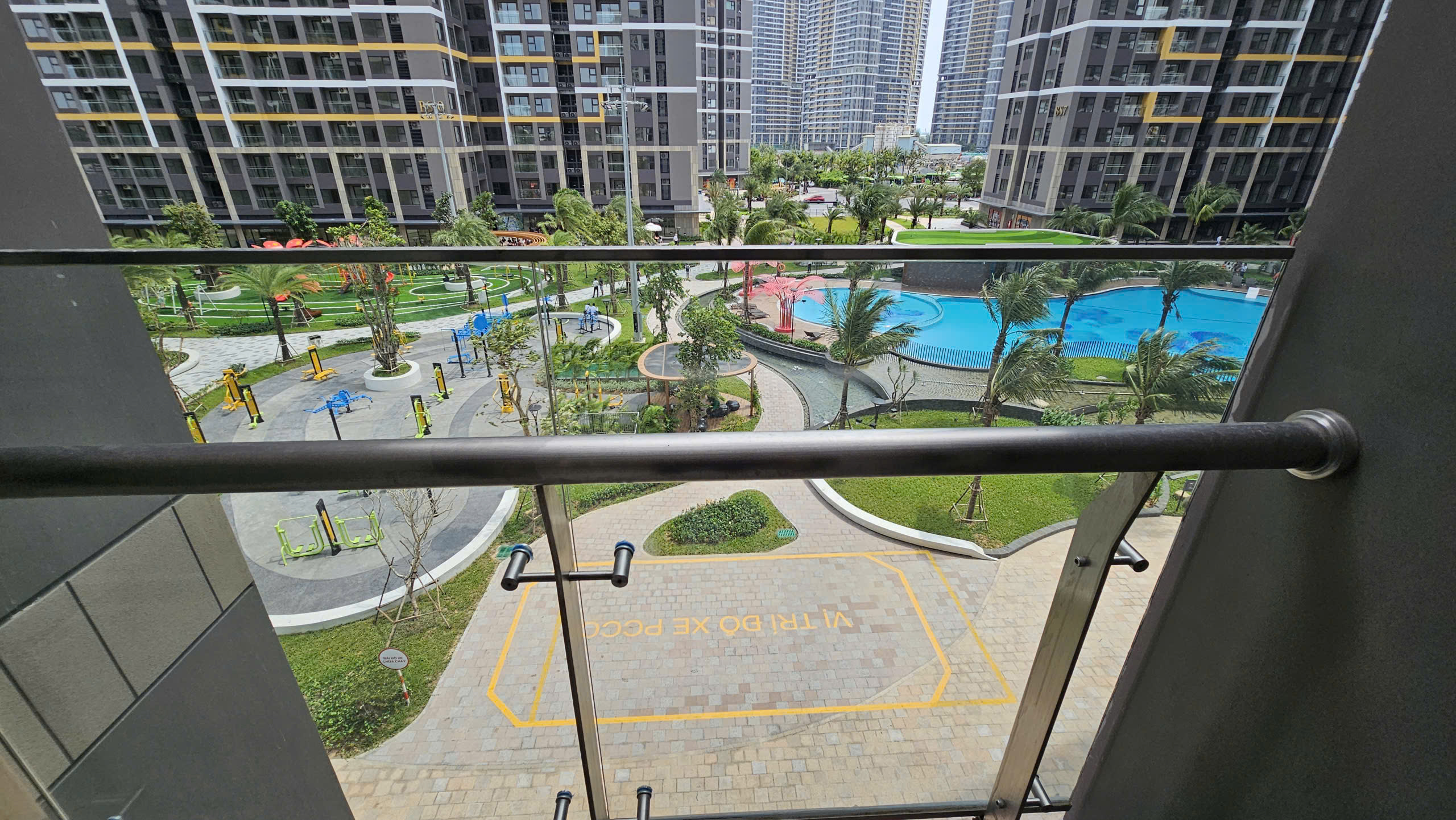 BÁN CĂN HỘ 2PN THE BEVERLY SOLARI – VIEW NỘI KHU CÔNG VIÊN & HỒ BƠI – TẦNG THẤP