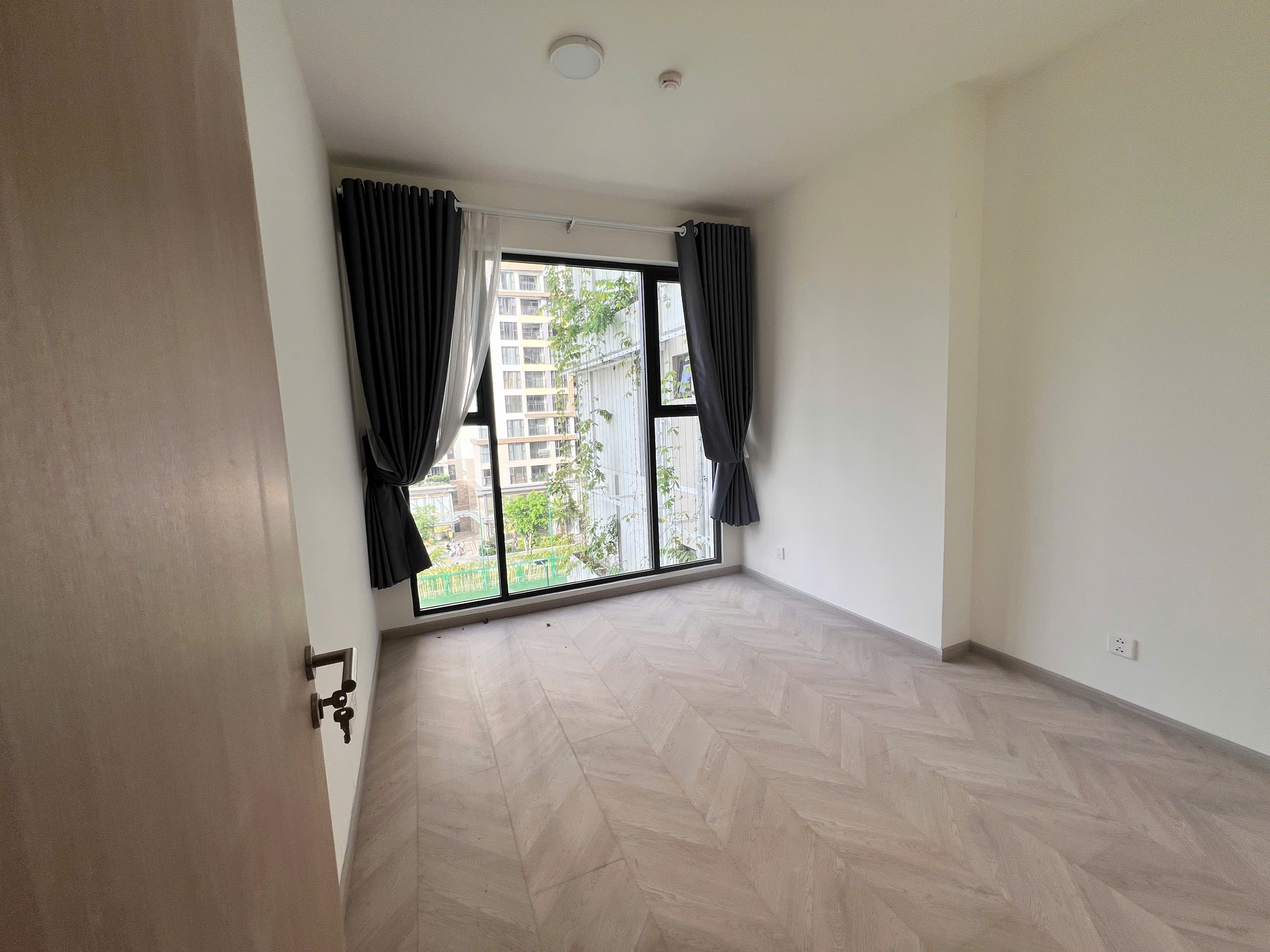 CHO THUÊ CĂN HỘ LUMIERE BOULEVARD VINHOMES GRAND PARK 2PN – VIEW NỘI KHU – NỘI THẤT CƠ BẢN - ảnh 8