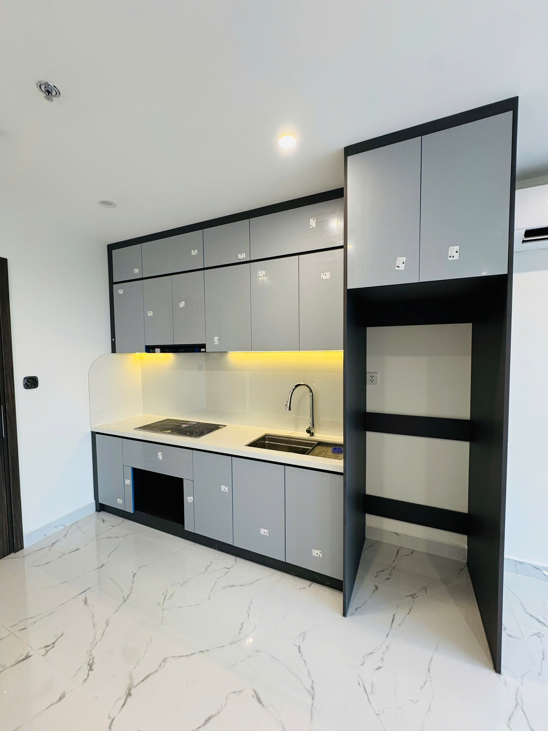 Cho Thuê Gấp Căn Hộ 2PN+ The Beverly Solari Vinhomes Grand Park- Full nội thất cao cấp - View Ngoại khu cây xanh - ảnh 3