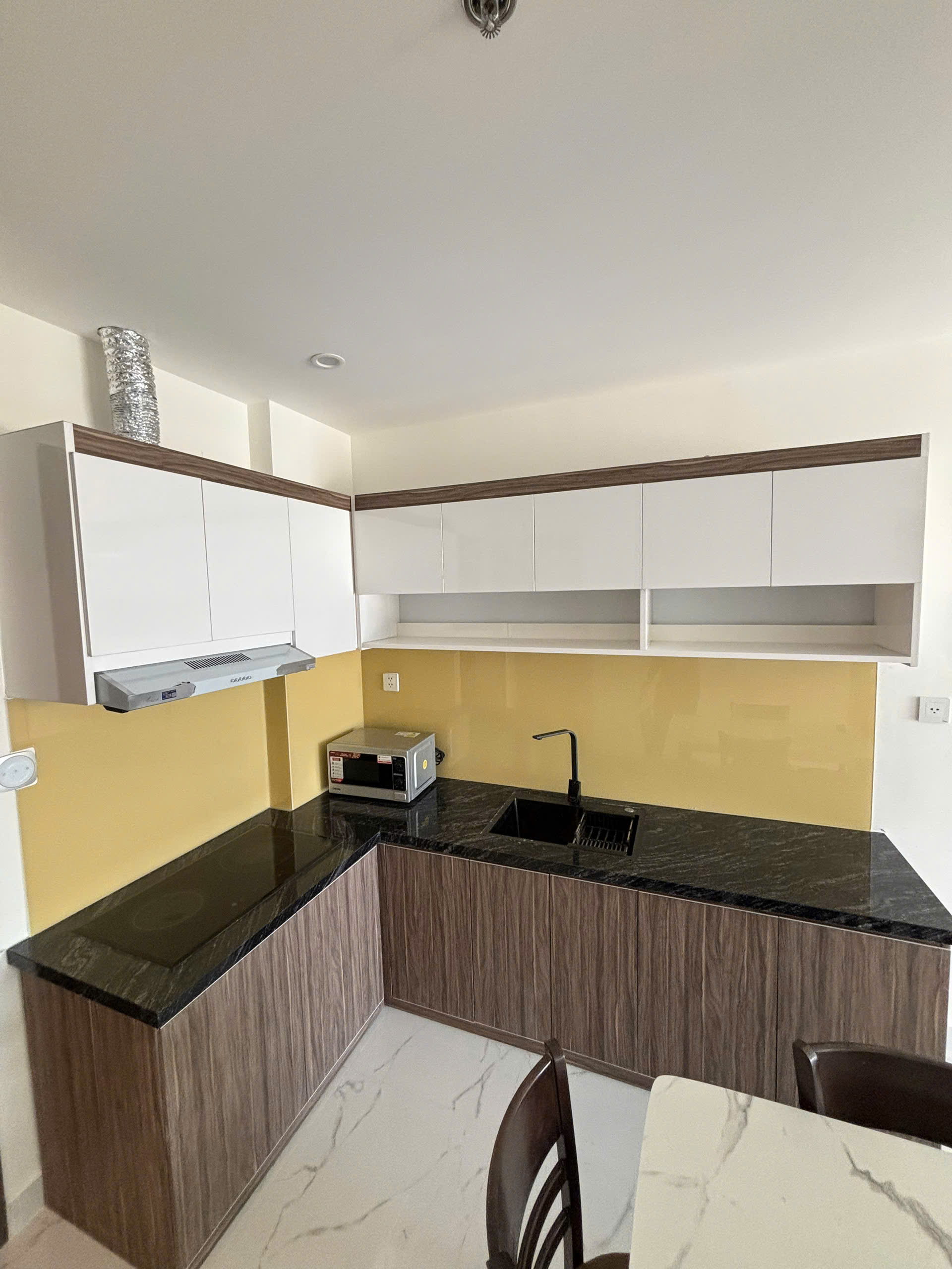 BÁN CĂN HỘ 2PN2WC TẦNG CAO | FULL NỘI THẤT CAO CẤP | VIEW VÀNH ĐAI 3 | THE BEVERLY SOLARI