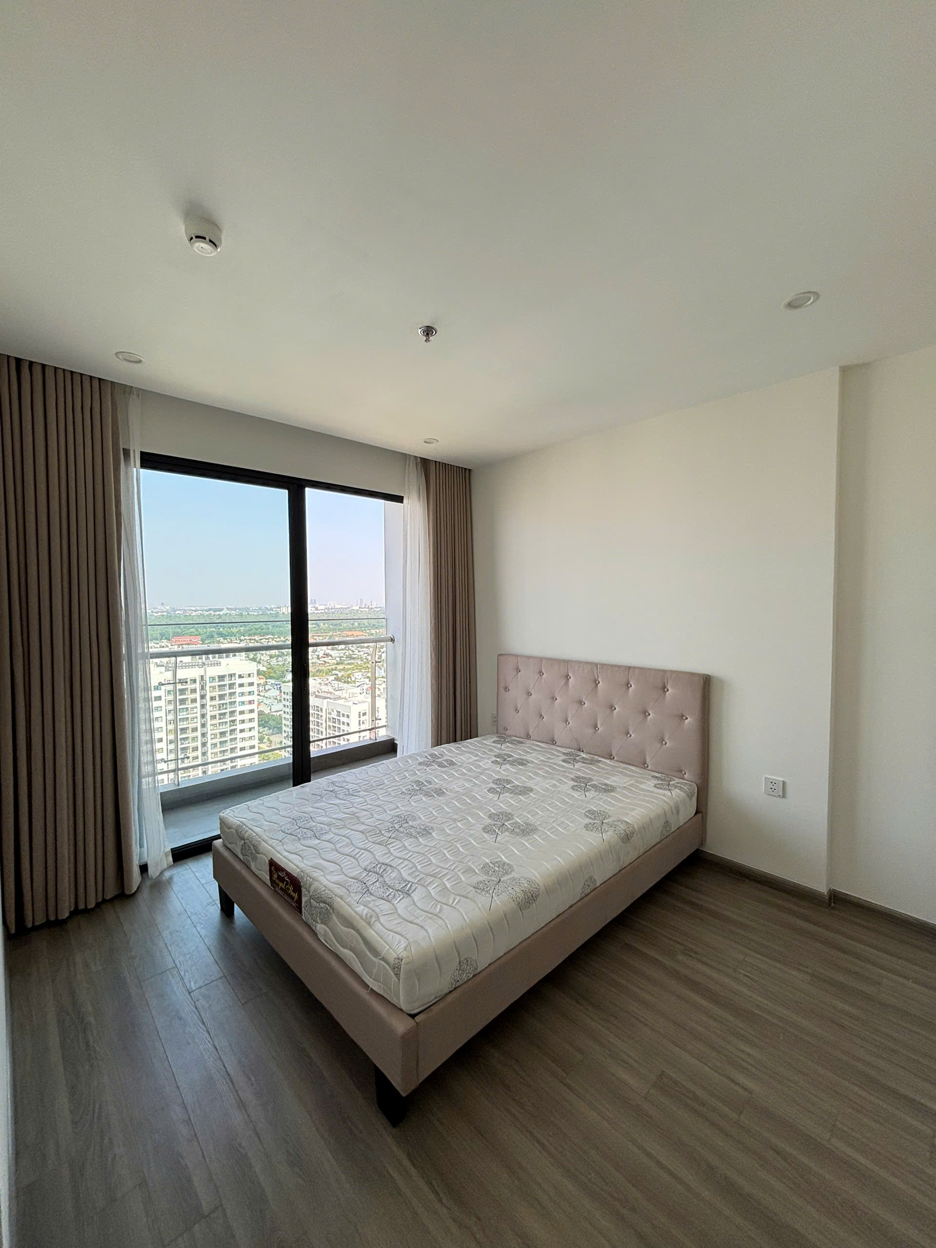 BÁN CĂN HỘ 2PN2WC TẦNG CAO | FULL NỘI THẤT CAO CẤP | VIEW VÀNH ĐAI 3 | THE BEVERLY SOLARI - ảnh 6
