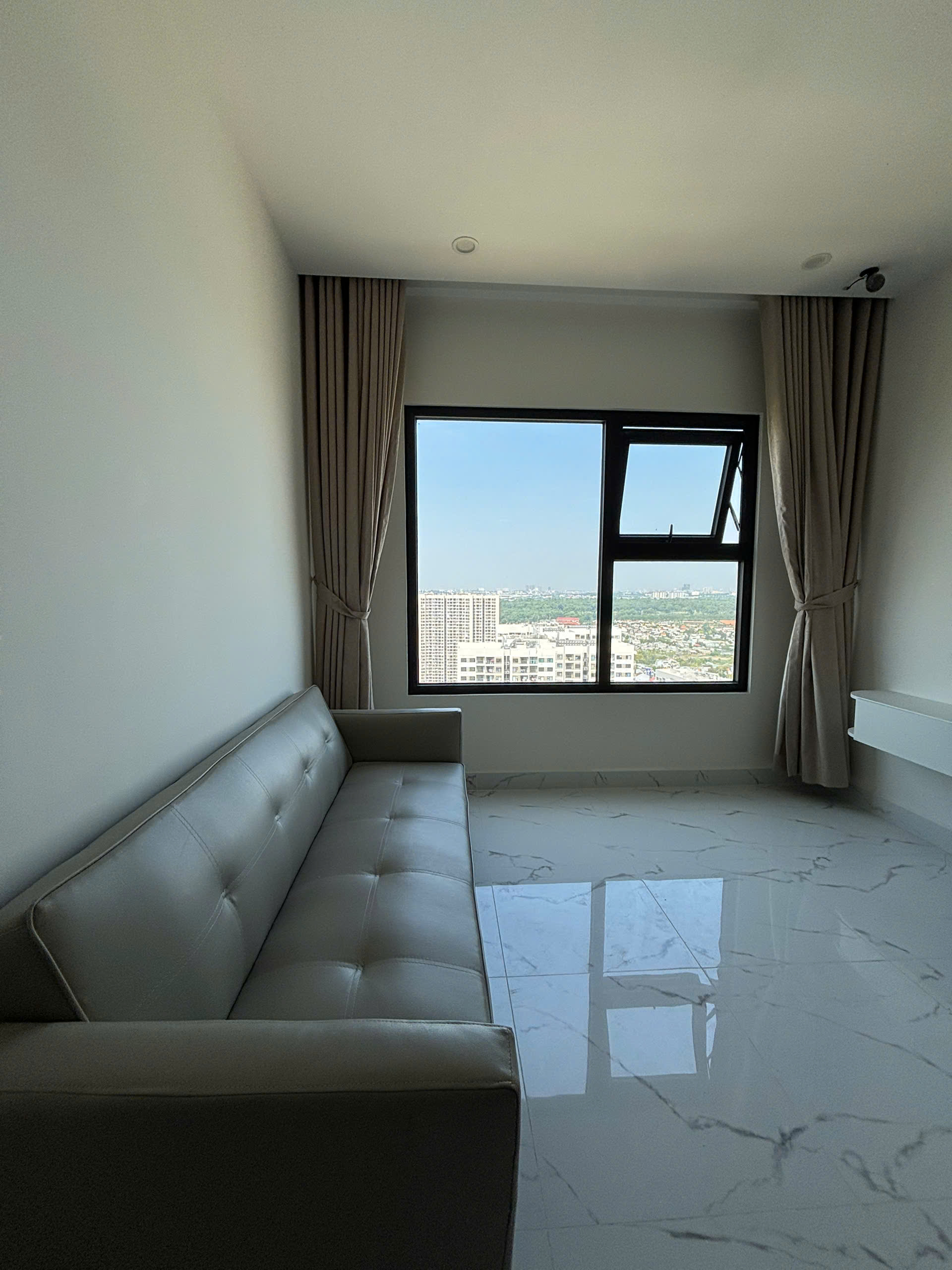 BÁN CĂN HỘ 2PN2WC TẦNG CAO | FULL NỘI THẤT CAO CẤP | VIEW VÀNH ĐAI 3 | THE BEVERLY SOLARI - ảnh 9
