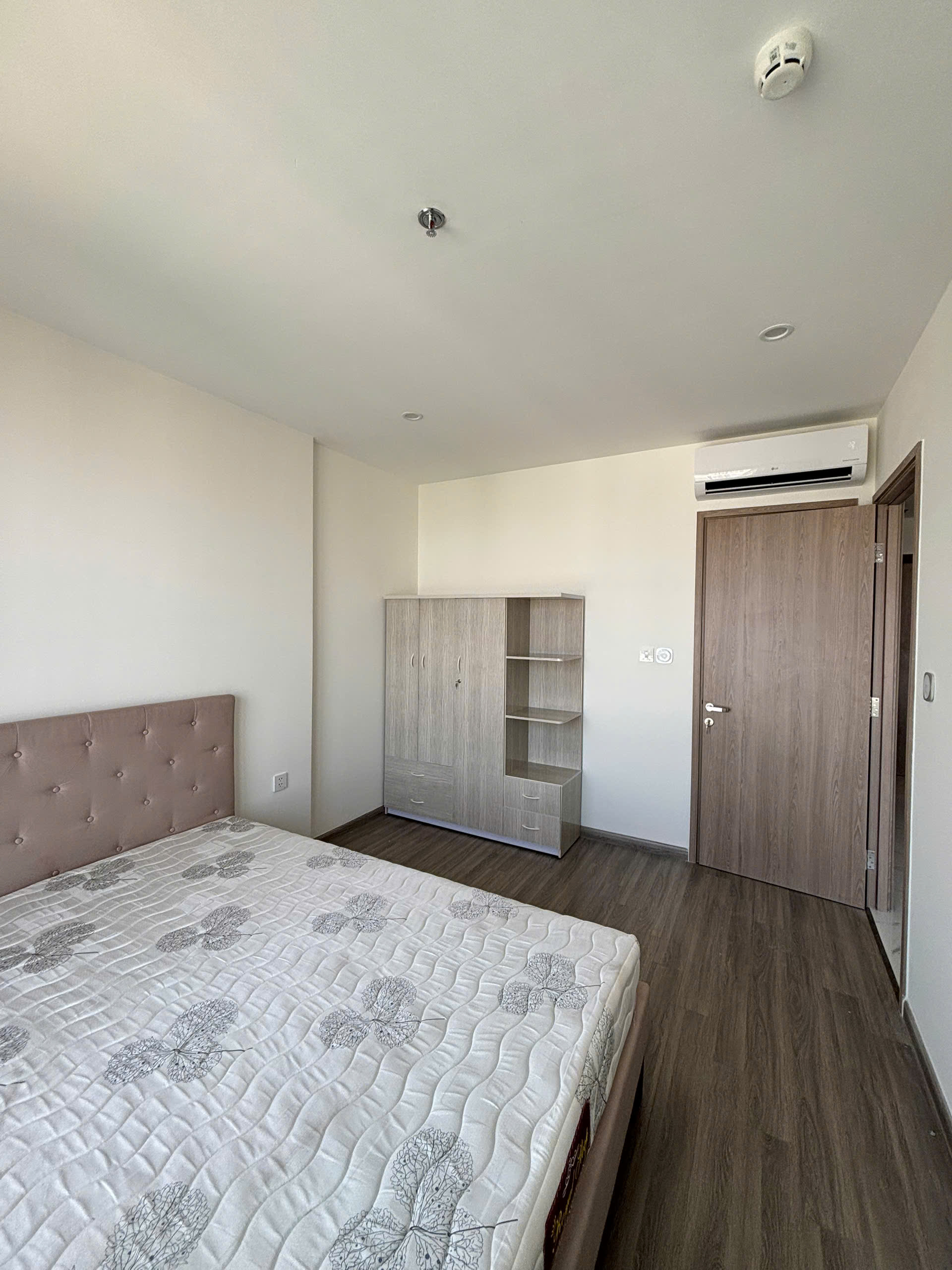 BÁN CĂN HỘ 2PN2WC TẦNG CAO | FULL NỘI THẤT CAO CẤP | VIEW VÀNH ĐAI 3 | THE BEVERLY SOLARI - ảnh 10