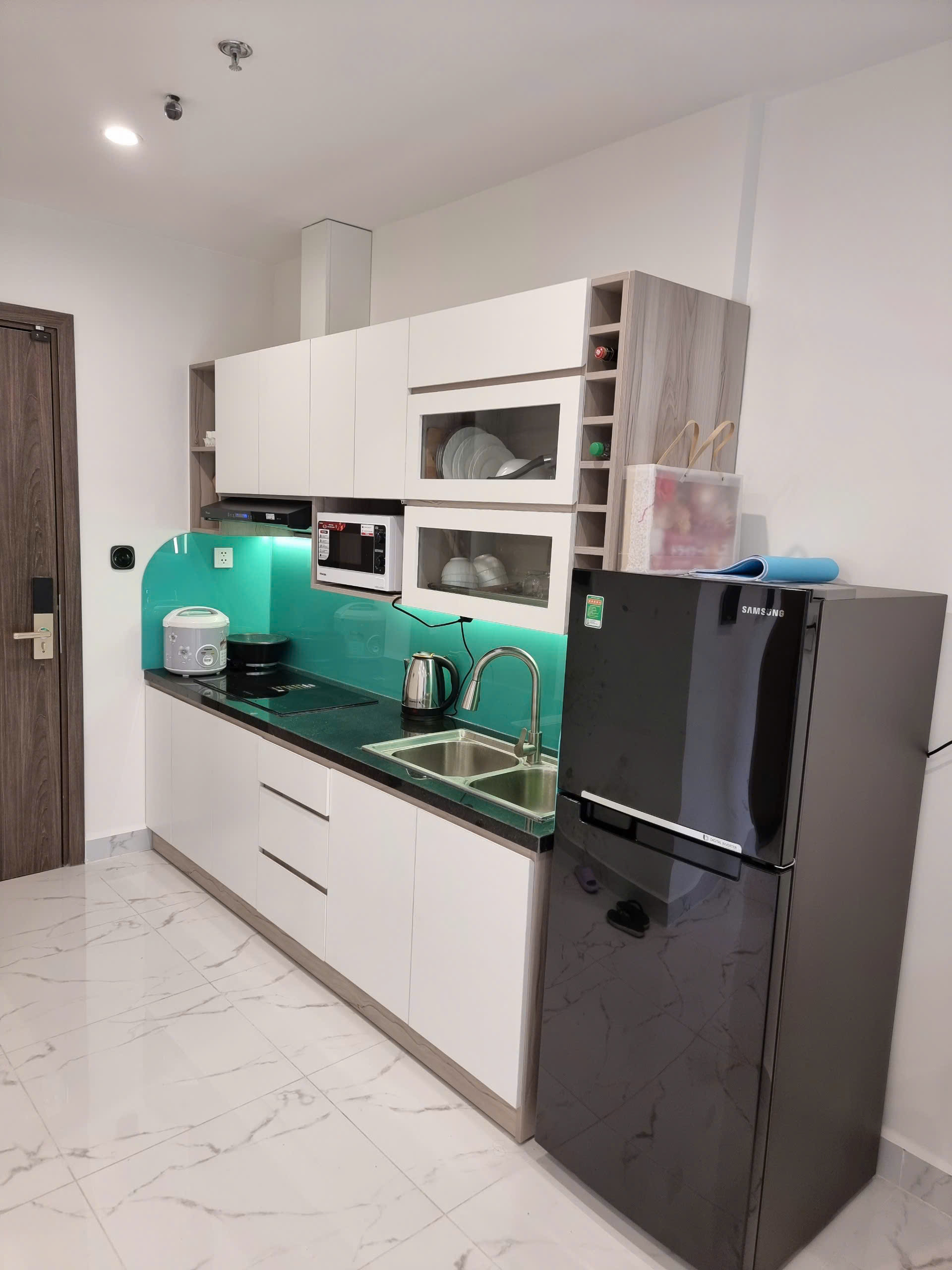 CHO THUÊ CĂN HỘ 2PN2WC THE BEVERLI SOLARI – VINHOMES GRAND PARK  Giá chỉ 9 triệu/tháng Full nội thất cao cấp– View thoáng – Nhà mới - ảnh 2