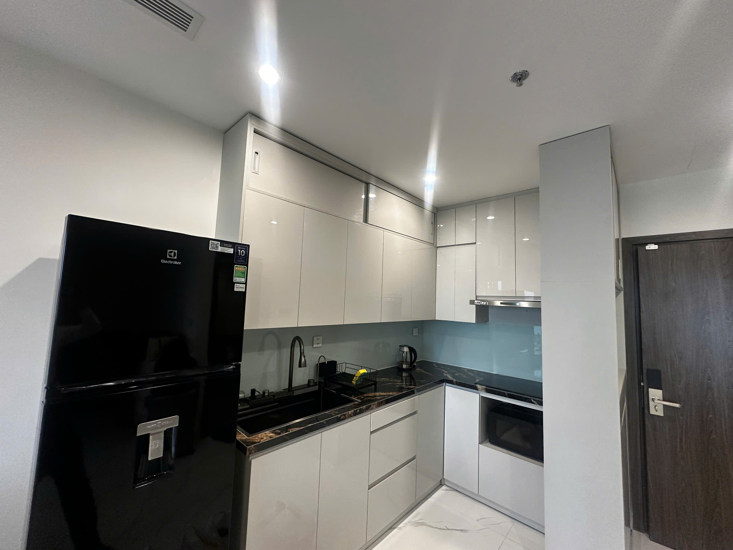 CHO THUÊ CĂN HỘ 1PN+ THE BEVERLY – VINHOMES GRAND PARK Full nội thất – Tầng cao – View sông Đồng Nai xanh mát – Giá tốt