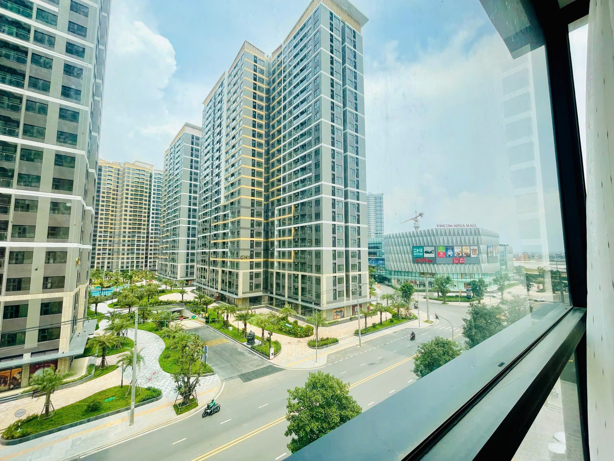 Bán Căn Hộ 3PN Masteri Centre Point – Tòa A – Kế Cận Vincom – Giá Rẻ Nhất Chỉ 6.5 Tỷ (All In)