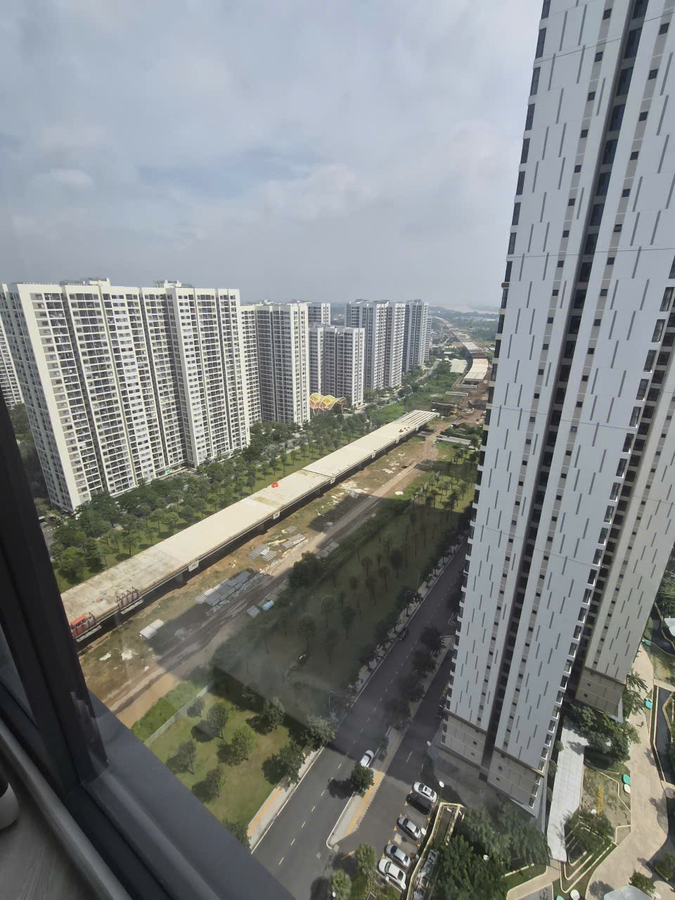 BÁN CĂN HỘ 2PN MASTERI CENTRE POINT – FULL NỘI THẤT CAO CẤP - TẦNG CAO – VỊ TRÍ ĐẸP VINHOMES GRAND PARK