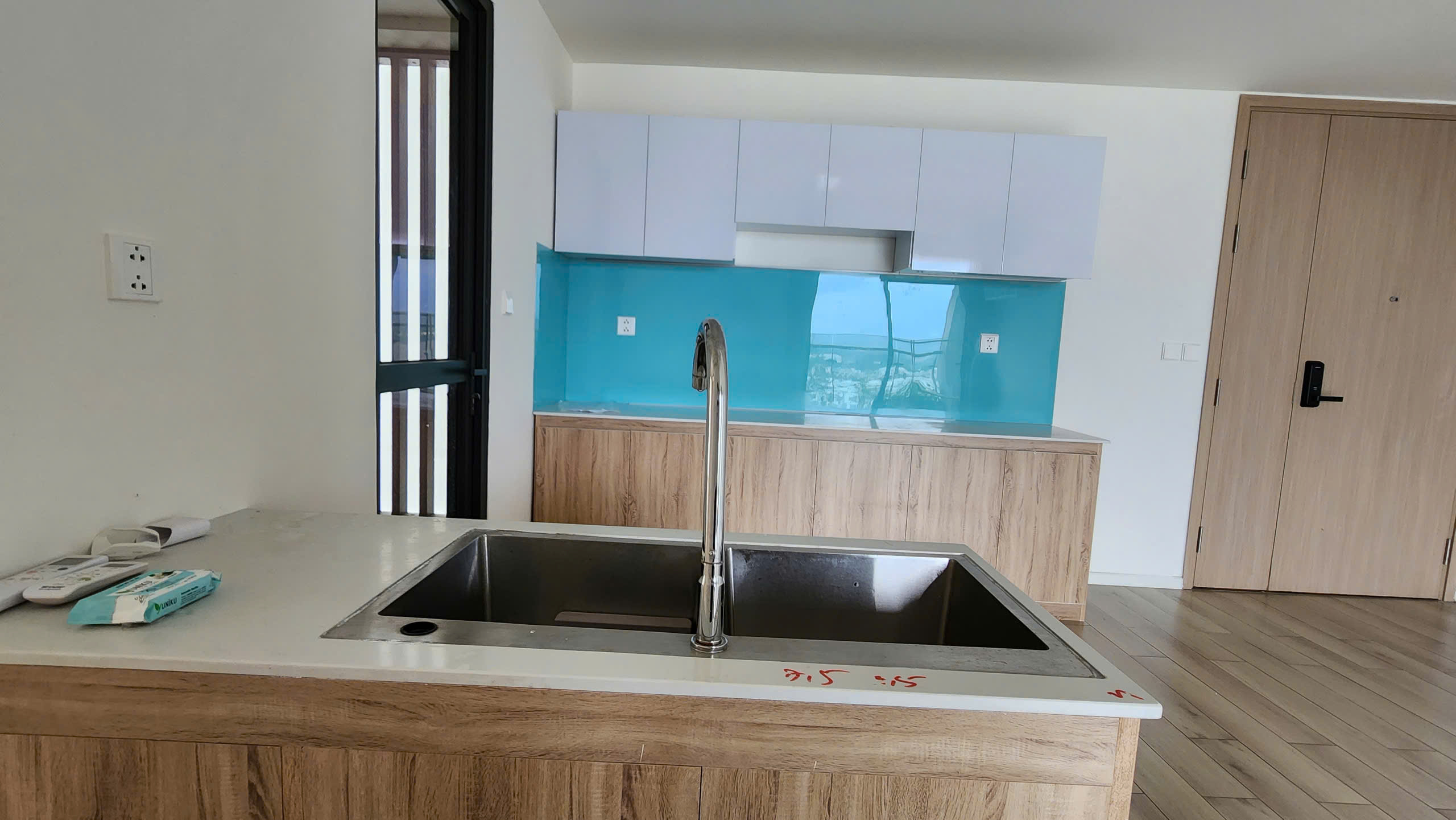 Cho Thuê Gấp Căn Góc 2PN Tòa B (Banyan) Lumiere Boulevard – View Vinschool, Bao Phí Quản Lý – Chỉ 9 Triệu/Tháng