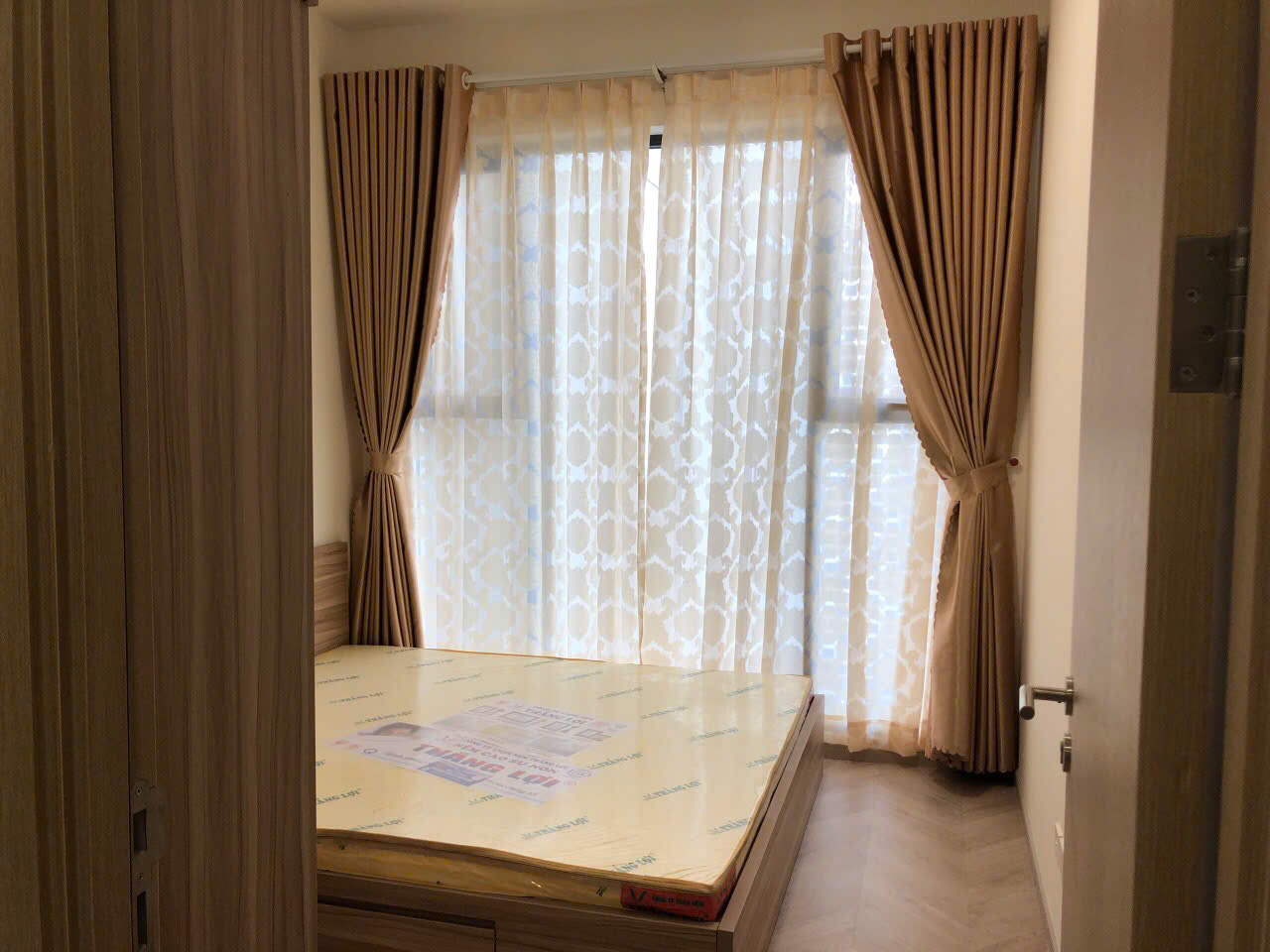 CĂN HỘ MASTERI CENTRE POINT VINHOMES GRAND PARK – BÁN & CHO THUÊ | FULL NỘI THẤT | TẦNG CAO | VIEW NỘI KHU HỒ BƠI - ảnh 5