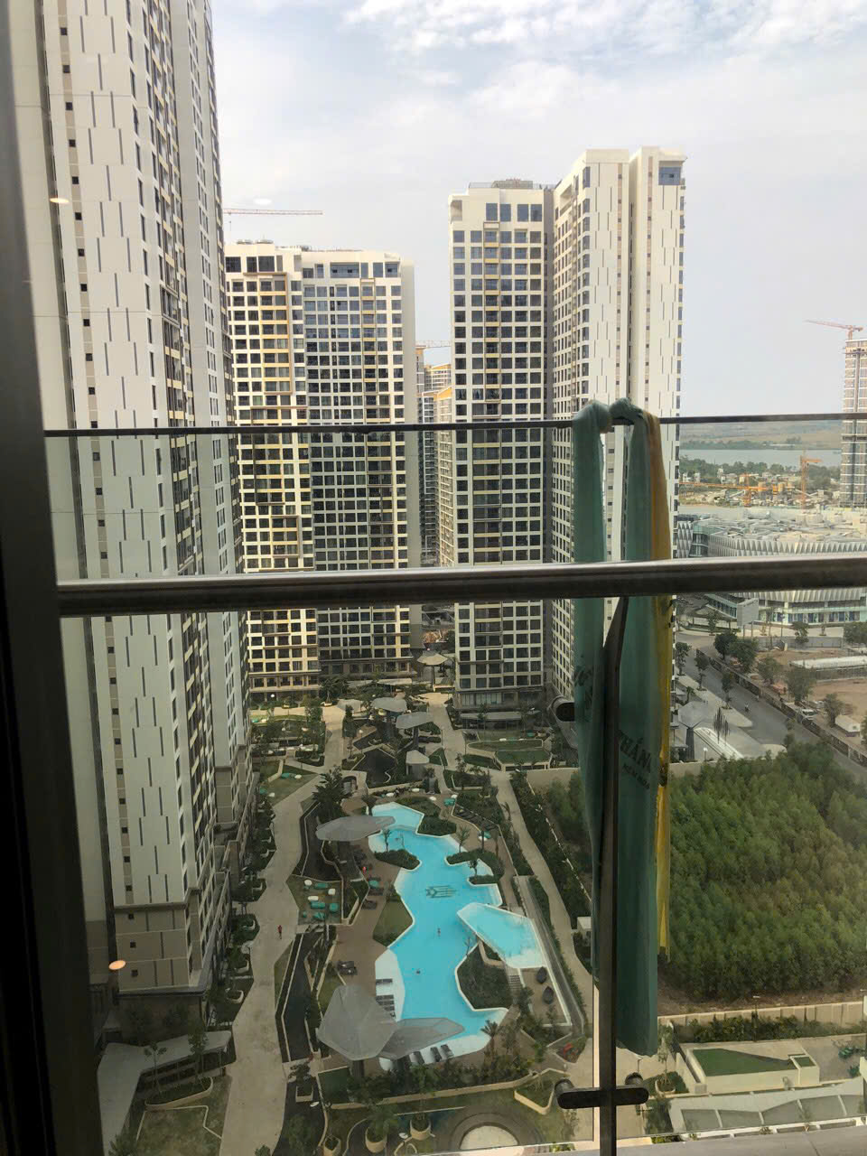 CĂN HỘ MASTERI CENTRE POINT VINHOMES GRAND PARK – BÁN & CHO THUÊ | FULL NỘI THẤT | TẦNG CAO | VIEW NỘI KHU HỒ BƠI - ảnh 9