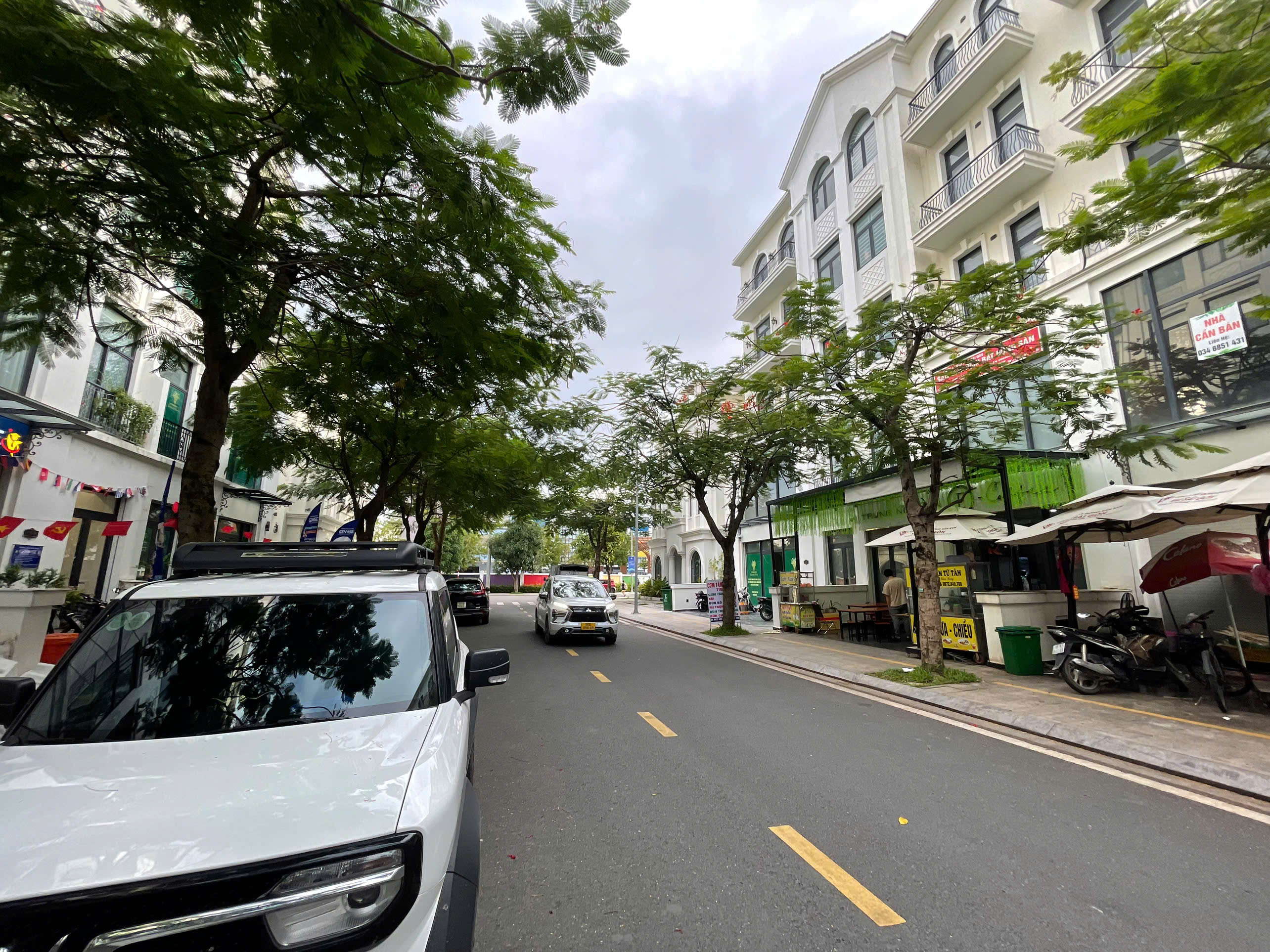 Bán Nhà Phố chỉ thành toán từ 7,5 Tỷ  -  460m2 Sàn và 126m2 Đất ( Đã Có Sổ ) - Top nhưng căn tốt nhất thị trường.