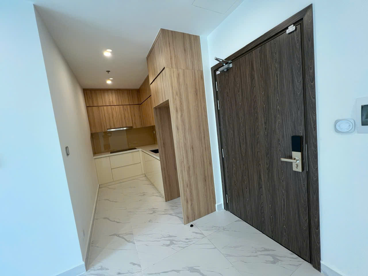 CHO THUÊ CĂN HỘ 2PN2WC VINHOMES GRAND PARK – THE BEVERLY | TẦNG CAO – VIEW NỘI KHU – NỘI THẤT CƠ BẢN - ảnh 3