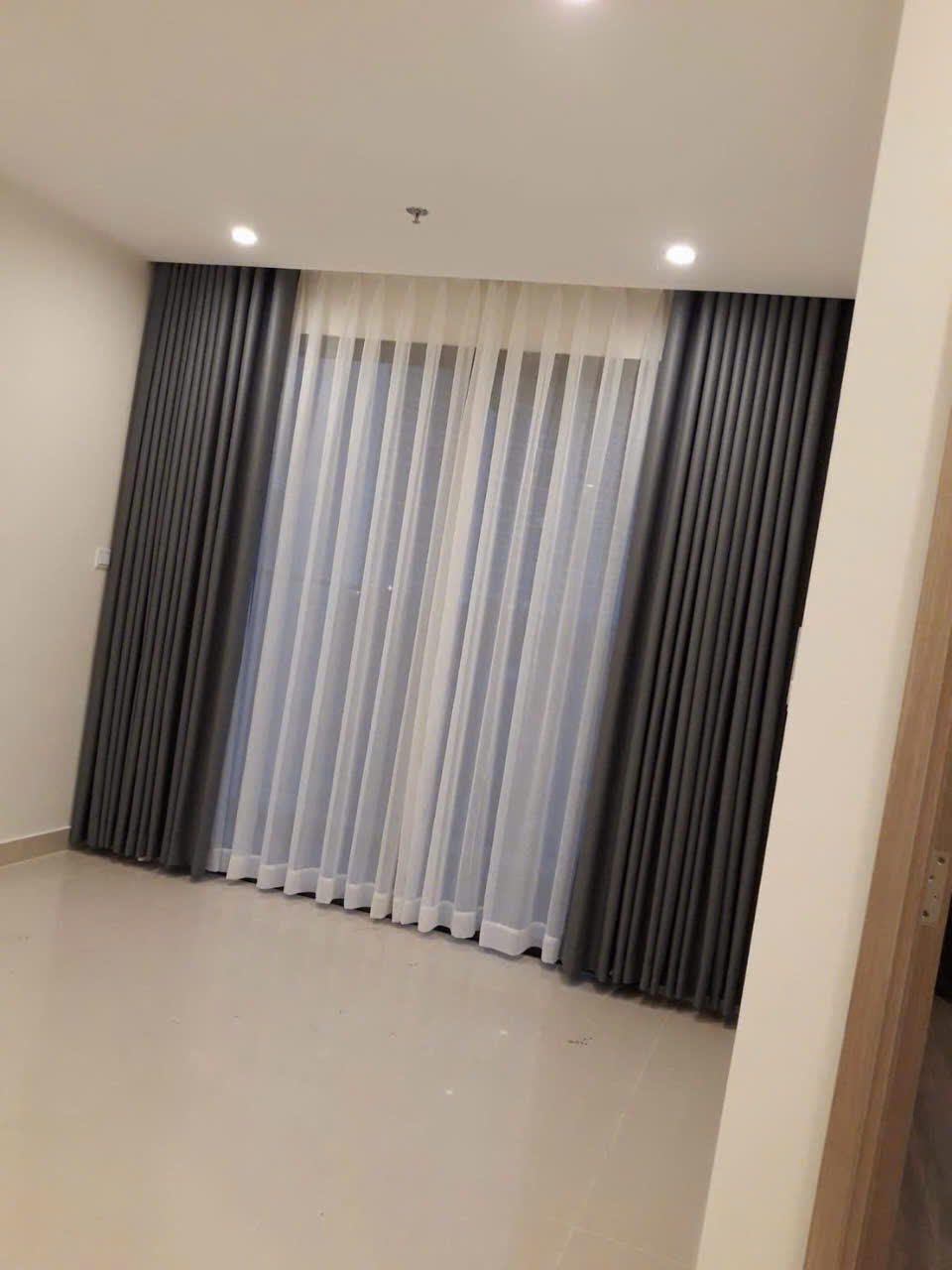 BÁN CĂN HỘ 1PN+ FULL NỘI THẤT – PHÂN KHU THE RAINBOW, VINHOMES GRAND PARK