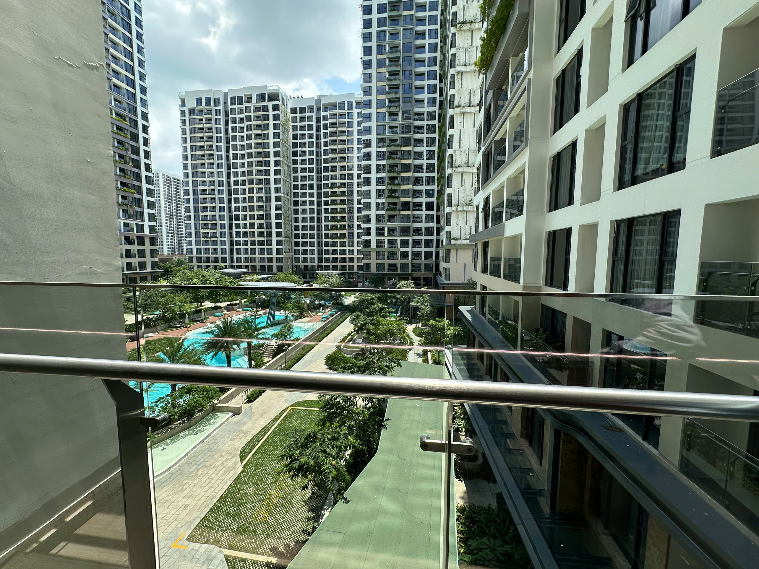 Cho thuê căn hộ 2PN 2WC Lumiere Boulevard Vinhomes Grand Park – View nội khu hồ bơi & công viên, hoàn thiện cơ bản - ảnh 6