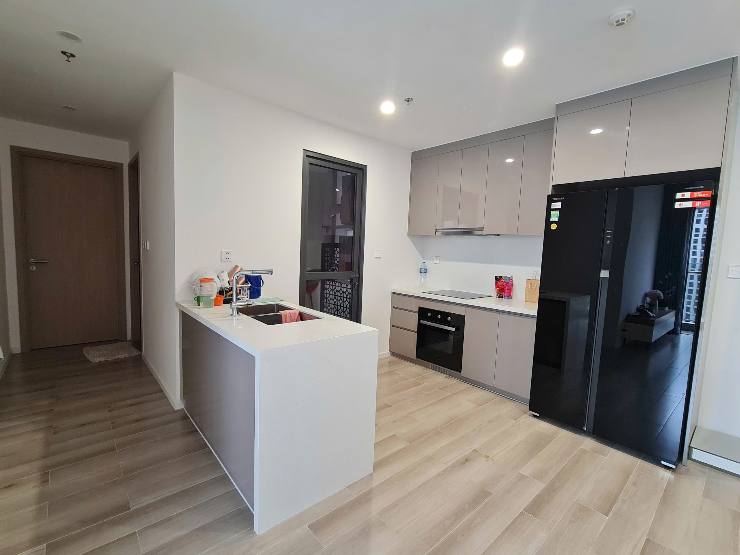 CĂN HỘ MASTERI CENTRE POINT  VINHOMES GRAND PARK– CHO THUÊ | FULL NỘI THẤT | TẦNG CAO | VIEW NỘI KHU HỒ BƠI
