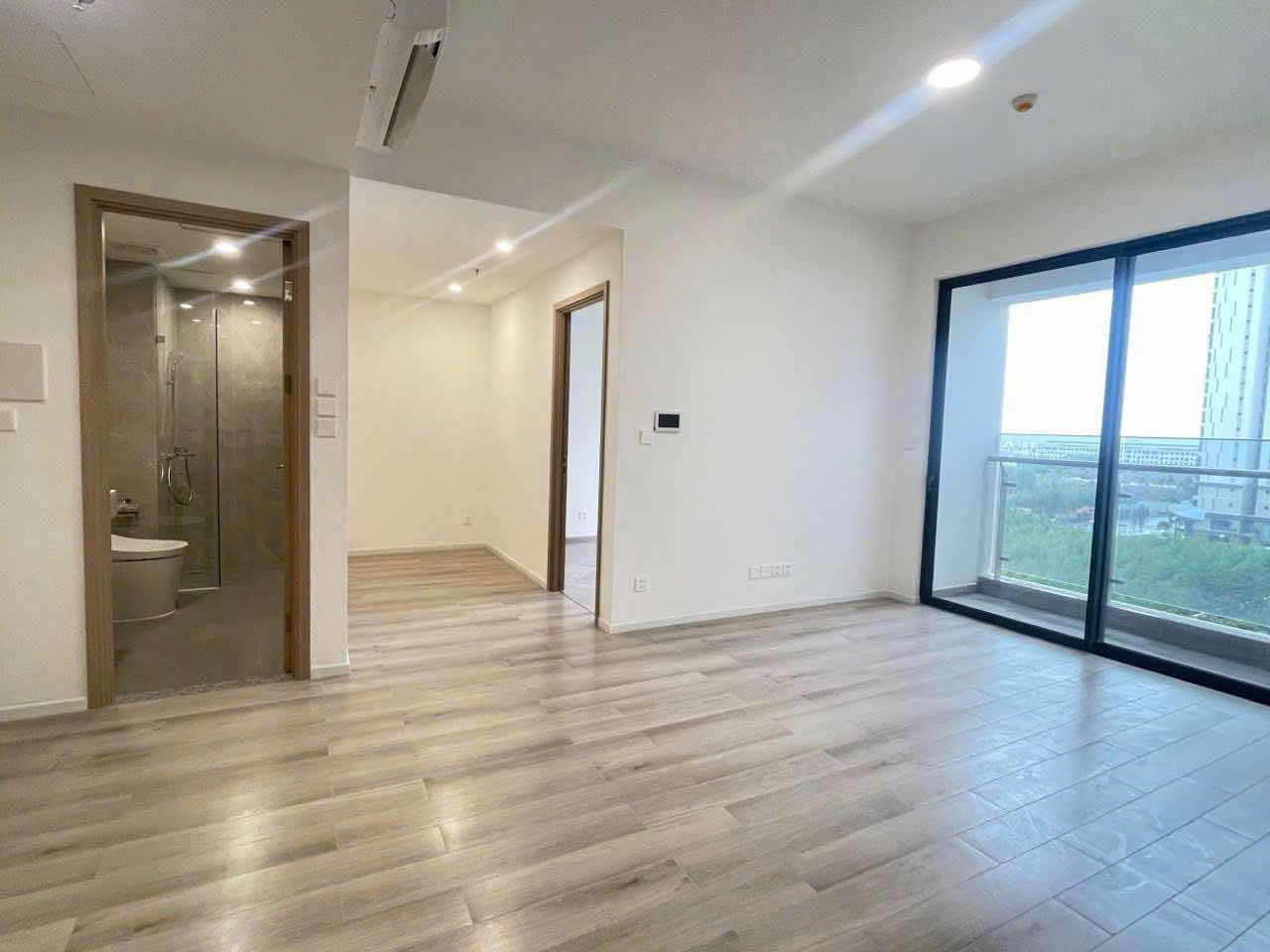 Bán Căn Hộ 1PN Vinhomes Grand Park – Masteri Centre Point | Sẵn Bếp & Rèm | Giá Tốt