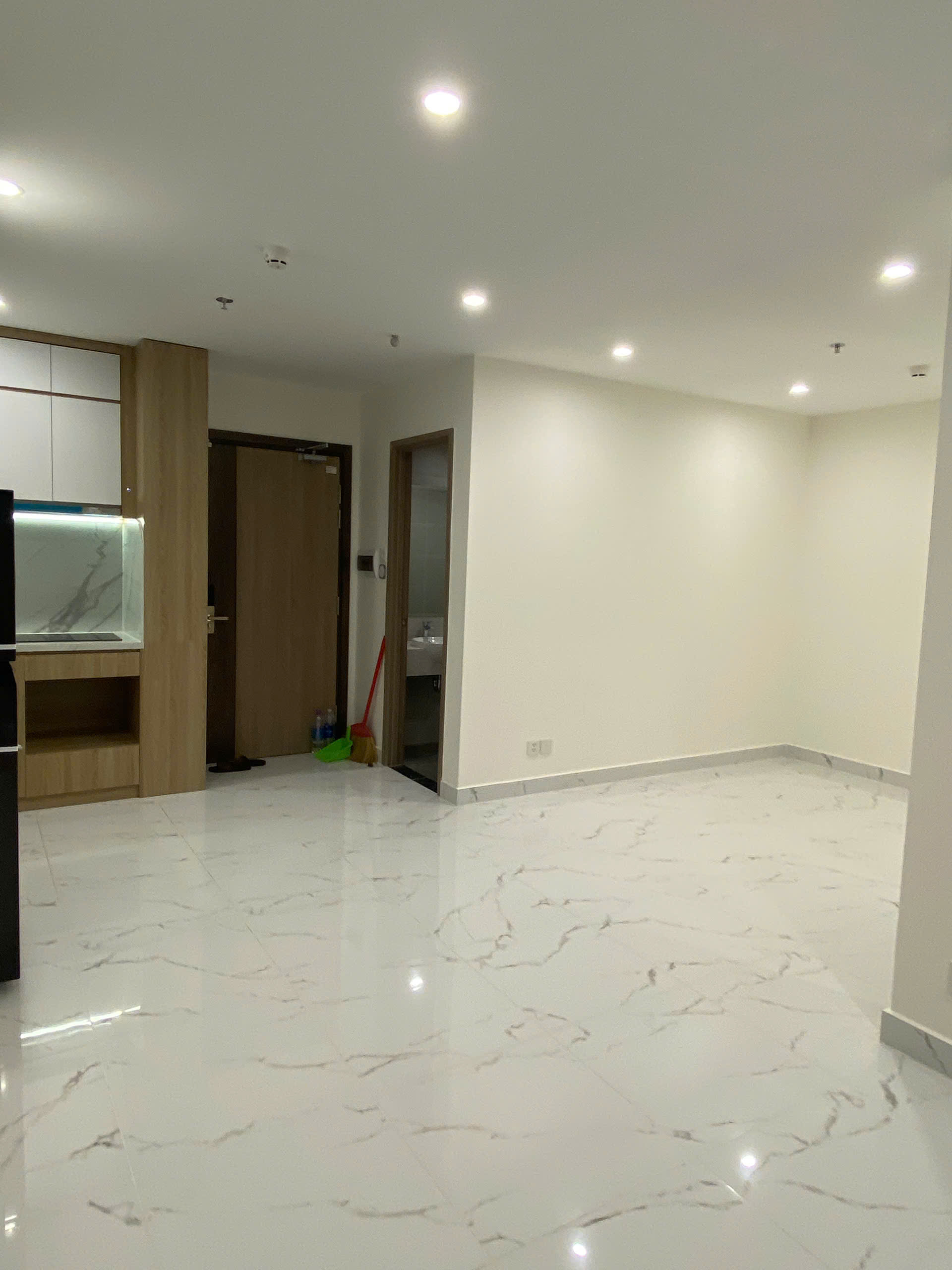 BÁN CĂN HỘ 1PN+ | NỘI THẤT CƠ BẢN | BEVERLY SOLARI – VINHOMES GRAND PARK | GIÁ TỐT