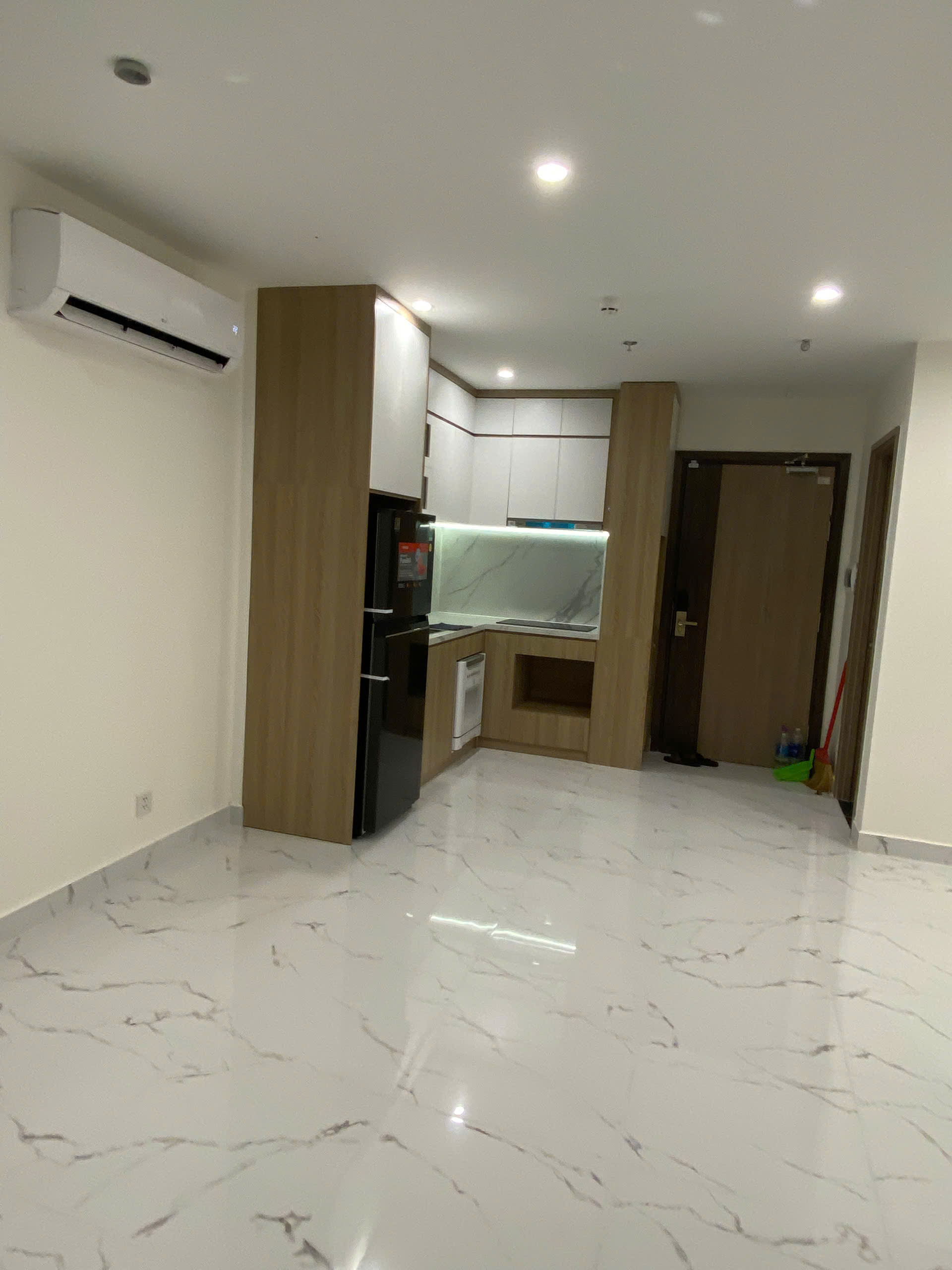 BÁN CĂN HỘ 1PN+ | NỘI THẤT CƠ BẢN | BEVERLY SOLARI – VINHOMES GRAND PARK | GIÁ TỐT