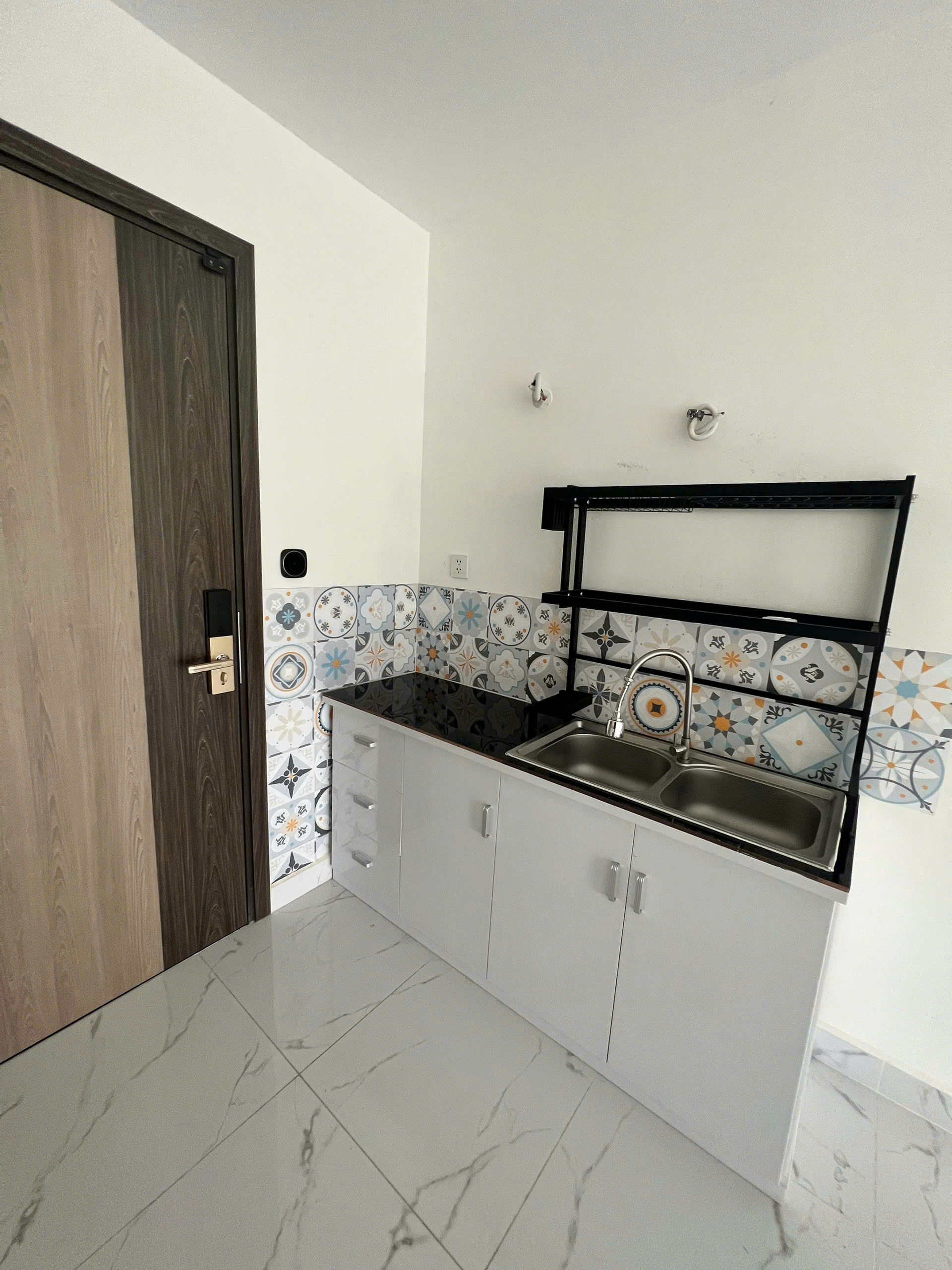 Bán Căn Hộ Studio The Beverly Solari Vinhomes Grand Park - Tầng Thấp, Sẵn Bếp Rèm