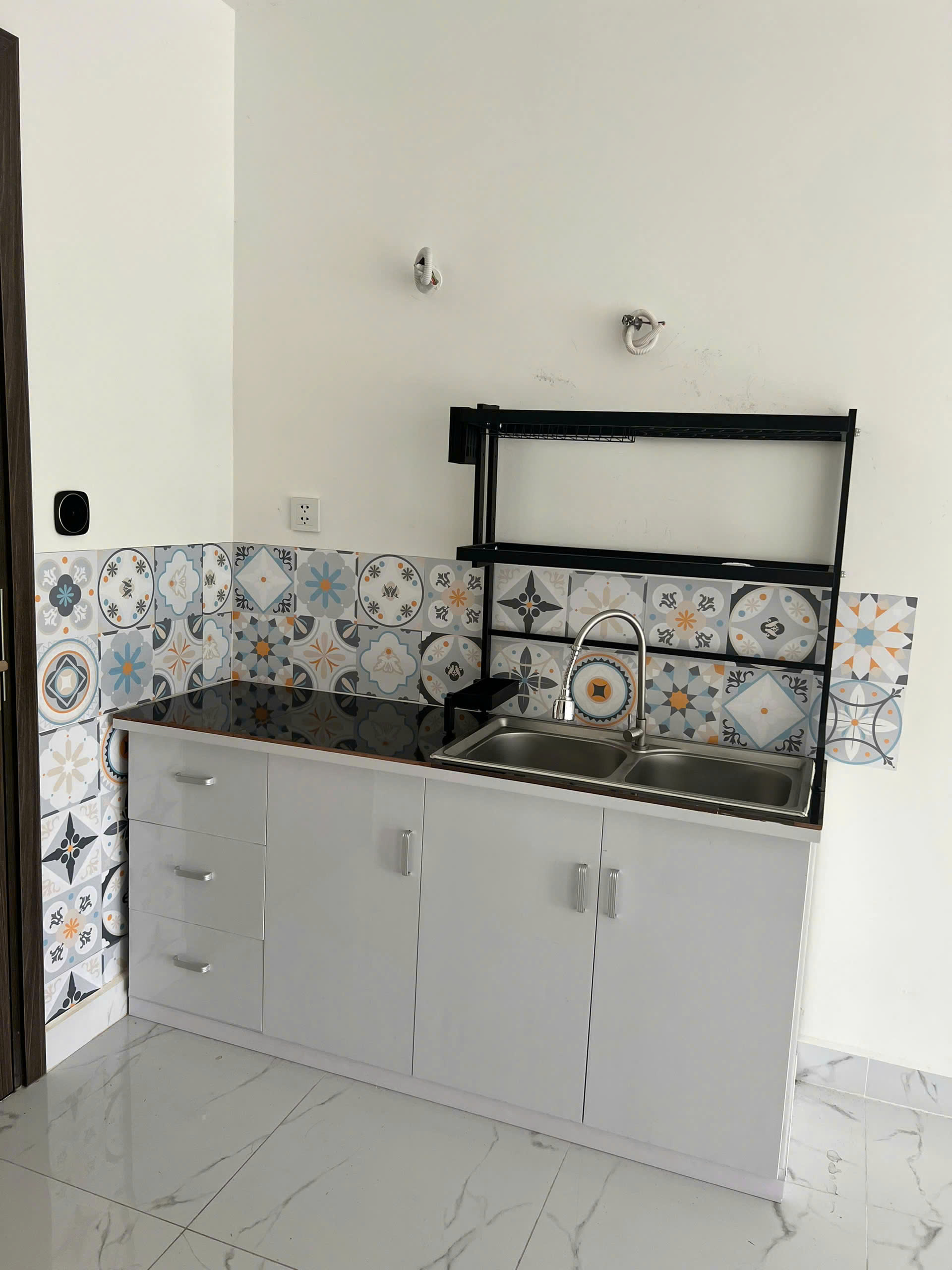 Bán Căn Hộ Studio The Beverly Solari Vinhomes Grand Park - Tầng Thấp, Sẵn Bếp Rèm