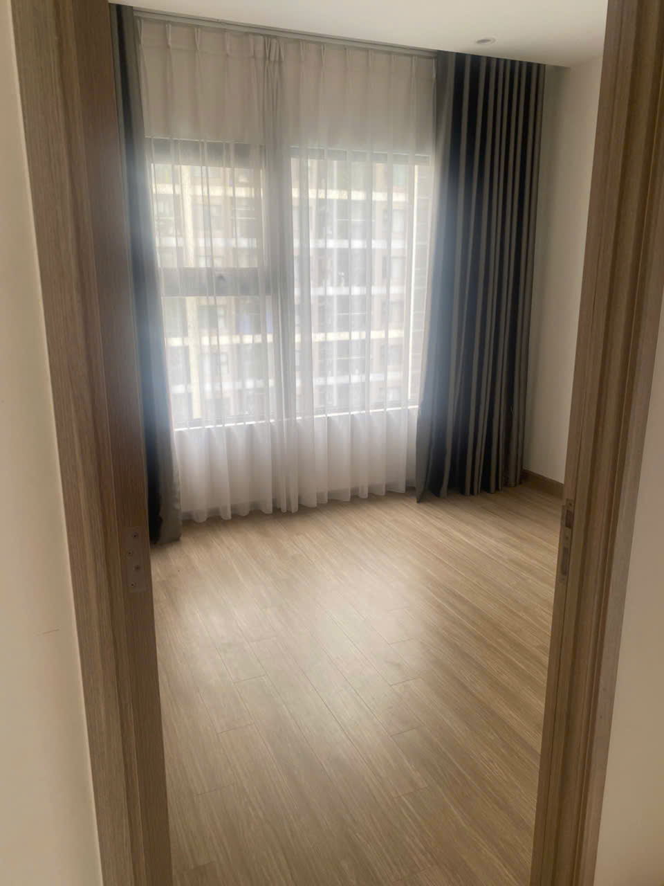 CHO THUÊ CĂN HỘ 2PN THE RAINBOW VINHOMES GRAND PARK – VIEW HỒ BƠI NỘI KHU | NỘI THẤT CƠ BẢN | GIÁ TỐT