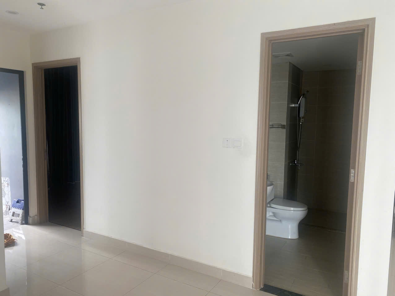CHO THUÊ CĂN HỘ 2PN THE RAINBOW VINHOMES GRAND PARK – VIEW HỒ BƠI NỘI KHU | NỘI THẤT CƠ BẢN | GIÁ TỐT