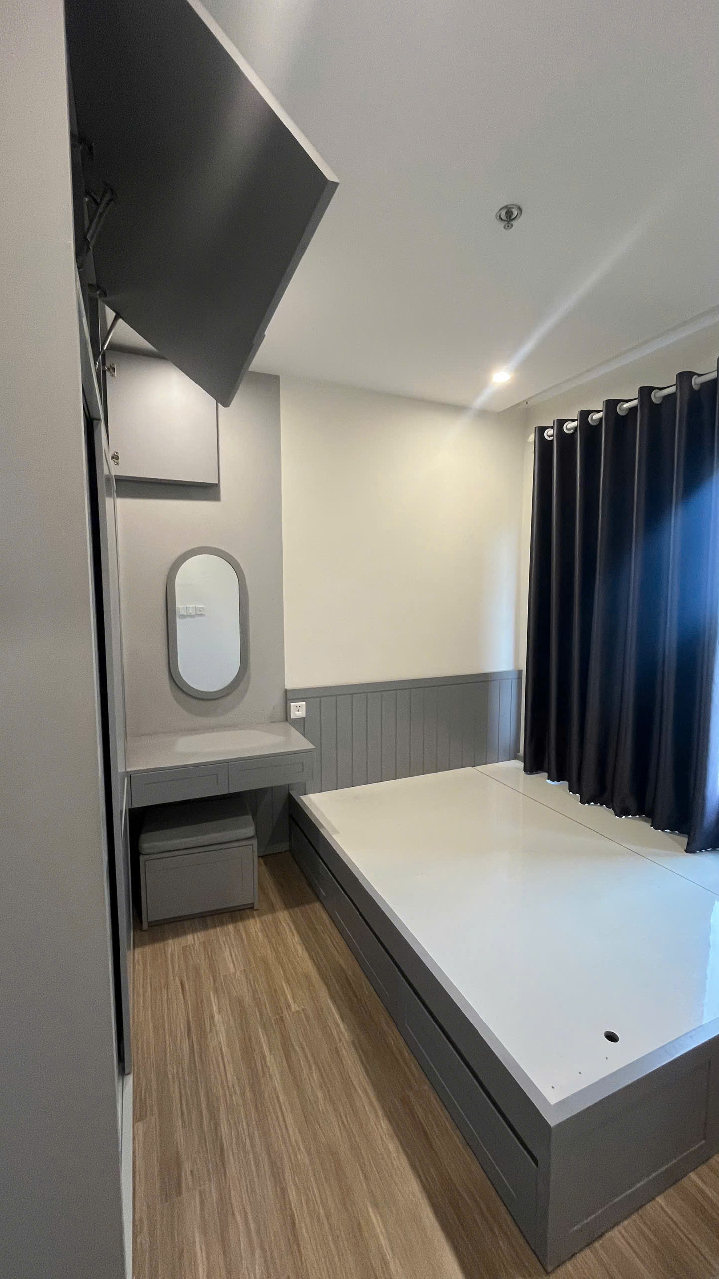 BÁN GẤP CĂN HỘ 2PN+ THE RAINBOW VINHOMES GRAND PARK–  FULL NỘI THẤT –  GIÁ CHỈ 3.7 TỶ