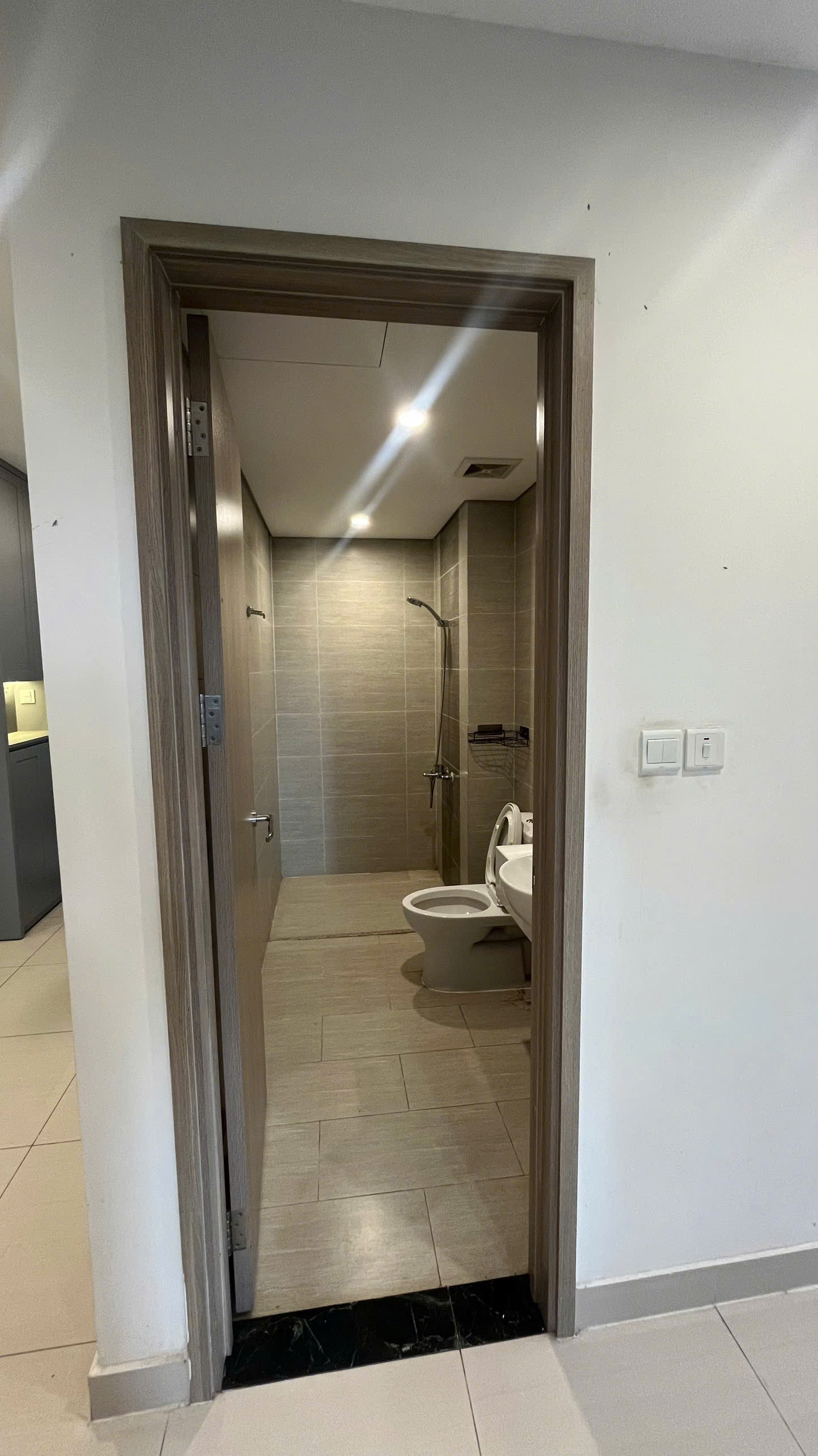 BÁN GẤP CĂN HỘ 2PN+ THE RAINBOW VINHOMES GRAND PARK–  FULL NỘI THẤT –  GIÁ CHỈ 3.7 TỶ