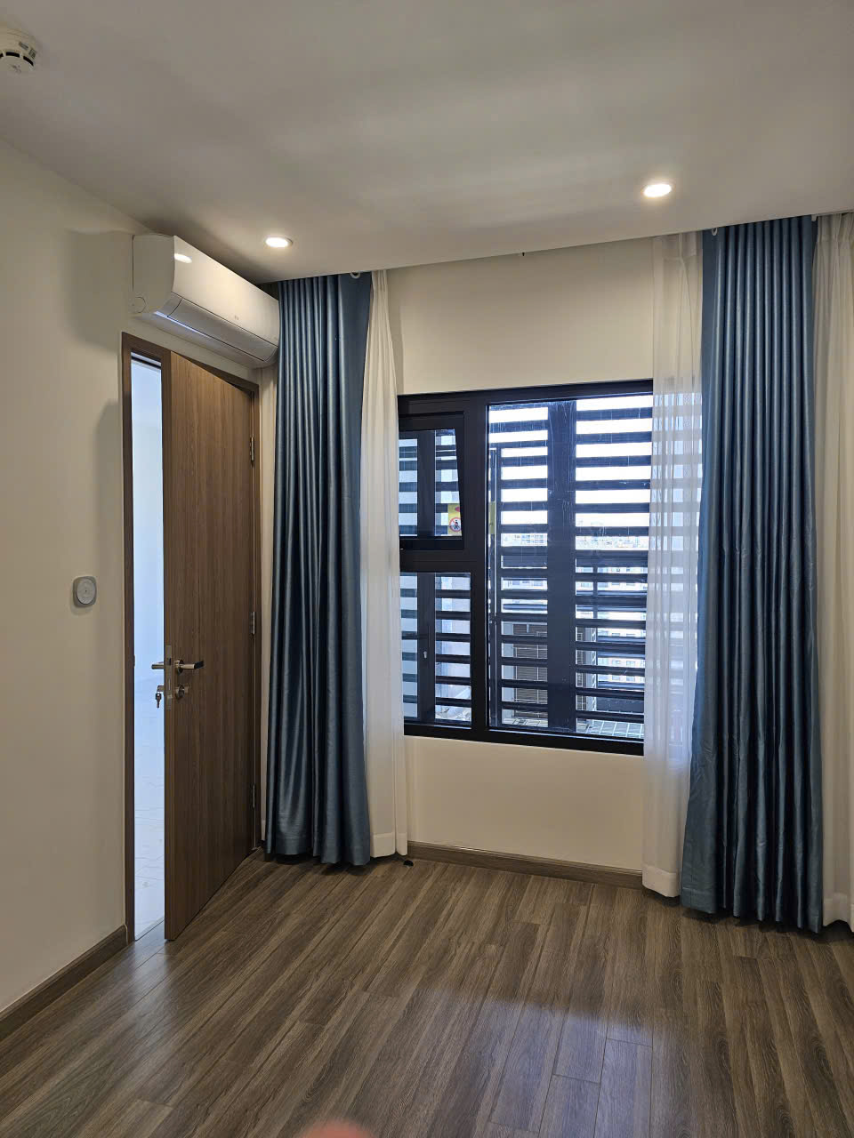 CHO THUÊ CĂN HỘ 2PN 2WC | TẦNG CAO VIEW THOÁNG | VÀNH ĐAI 3 – BEVERLY SOLARI VINHOMES GRAND PARK