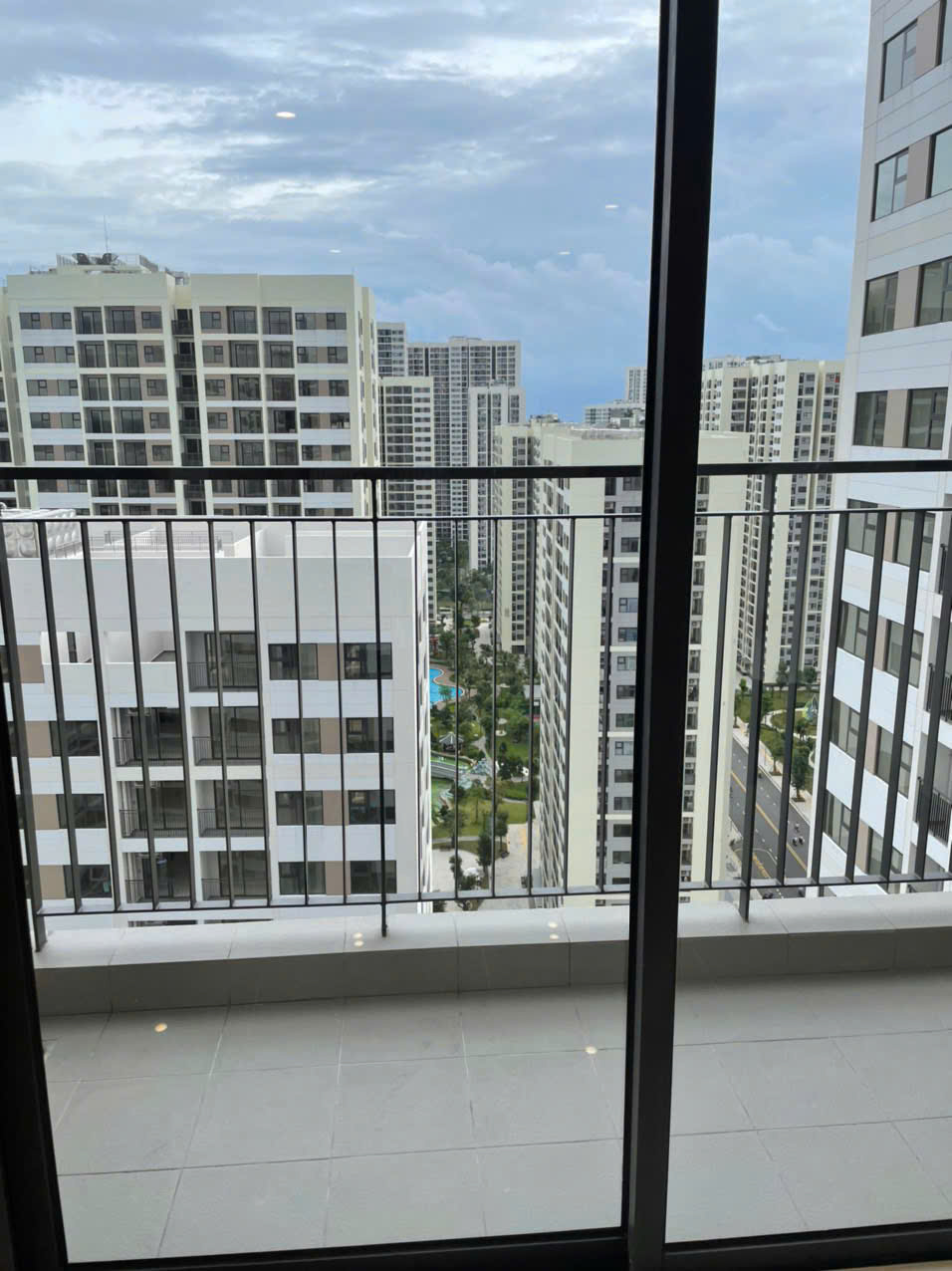 Bán Căn Hộ 2PN+ The Origami – Vinhomes Grand Park | View Tầng Cao Thoáng Không Bị Chắn | Giá 4,1 Tỷ