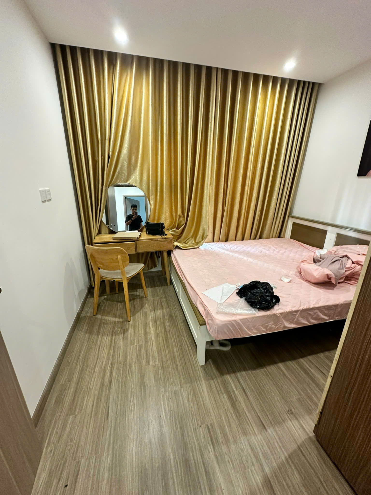 Bán & Cho Thuê Căn Hộ 2PN+ Full Nội Thất – The Origami | Vinhomes Grand Park