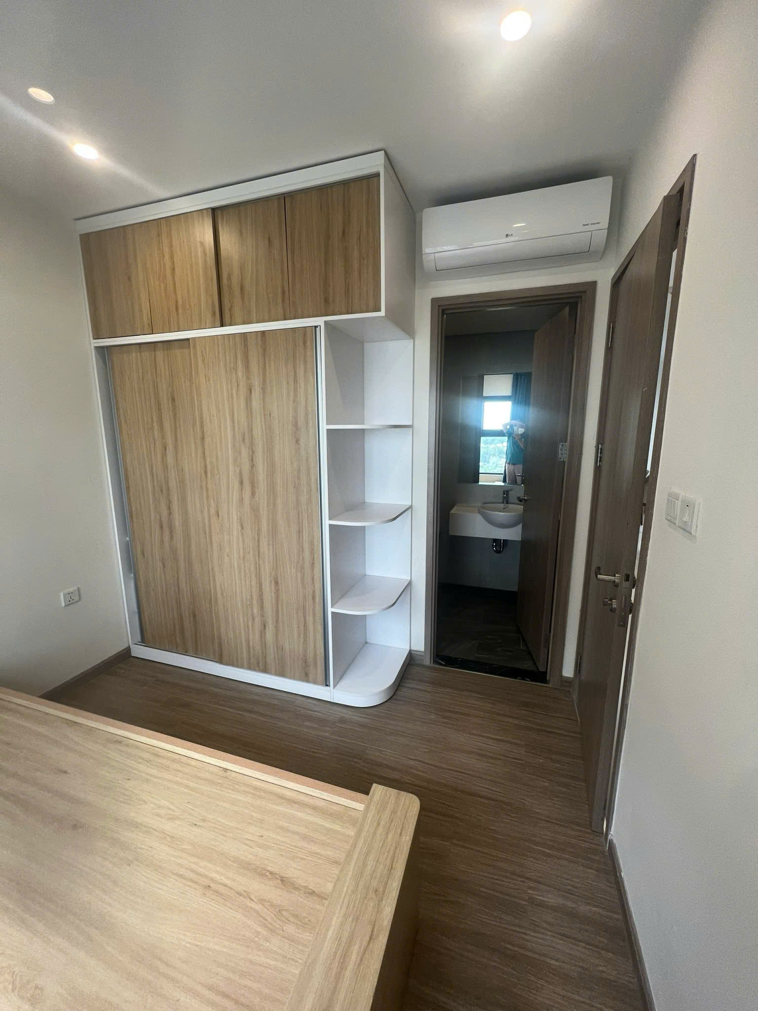 Bán căn hộ 2PN+ full nội thất  – view nội khu đẹp tại The Rainbow, Vinhomes Grand Park Quận 9– Giá chỉ 3.5 tỷ