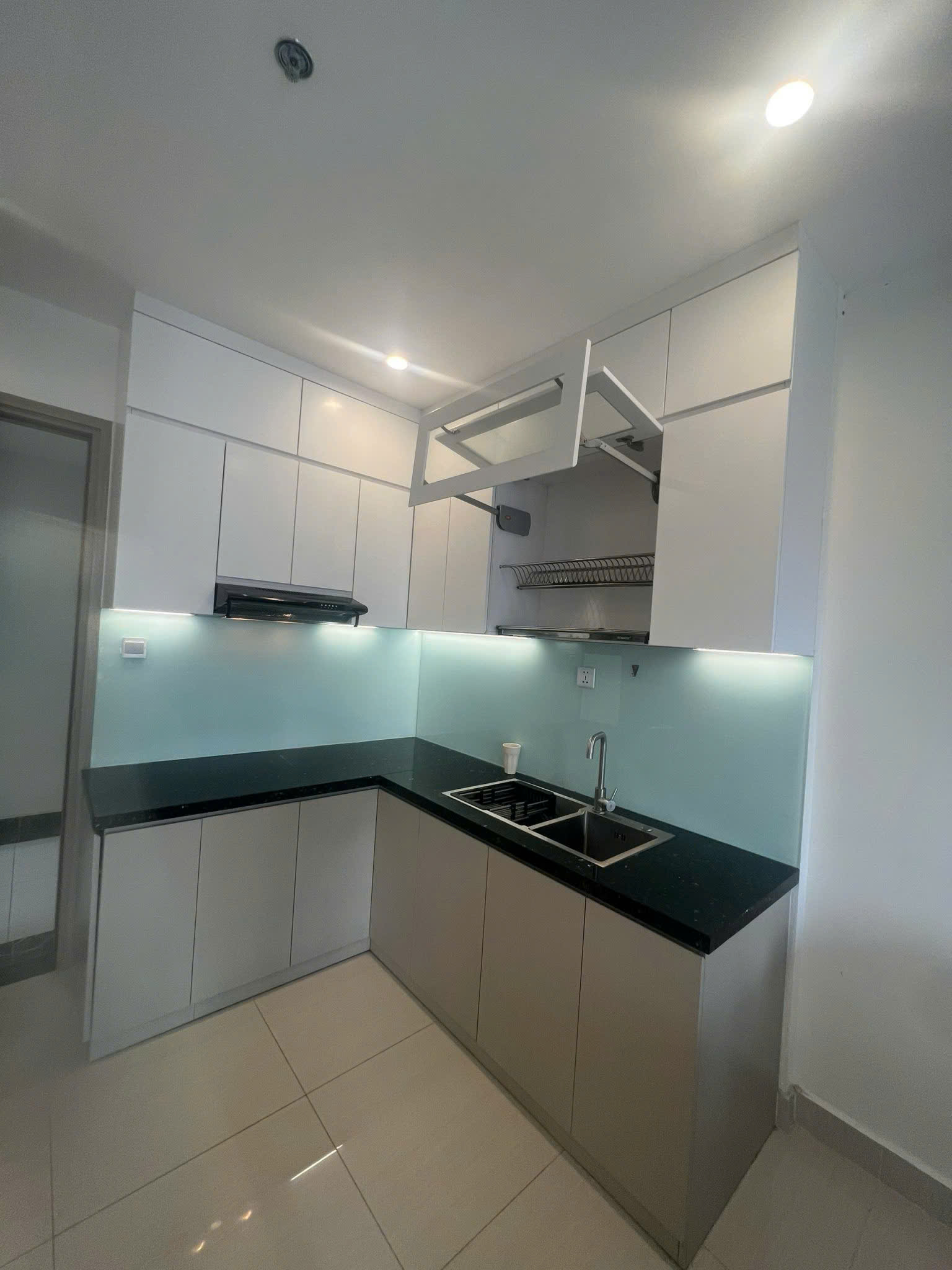 Bán căn hộ 2PN+ full nội thất  – view nội khu đẹp tại The Rainbow, Vinhomes Grand Park Quận 9– Giá chỉ 3.5 tỷ - ảnh 5