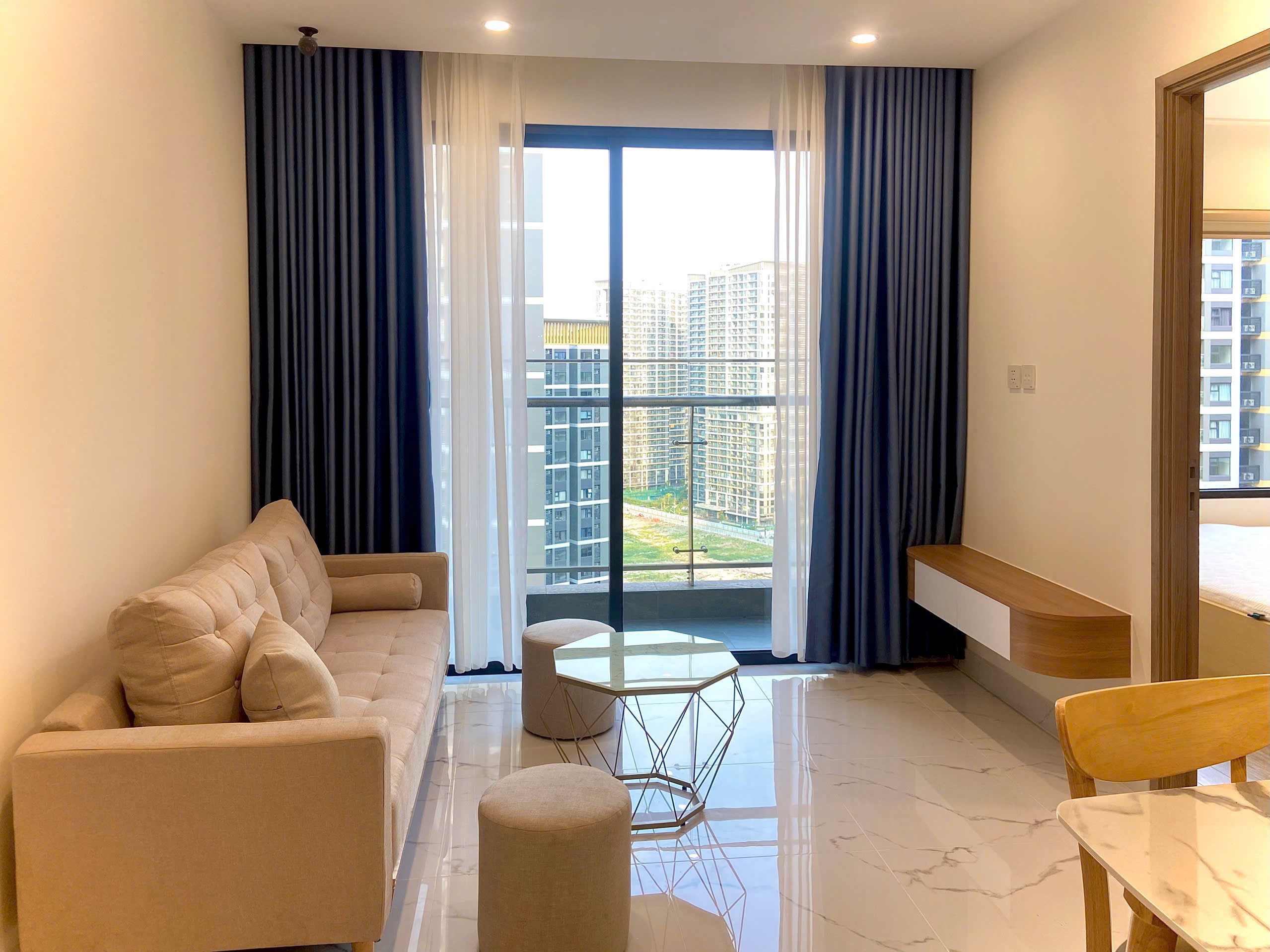CHO THUÊ CĂN HỘ VINHOMES GRAND PARK 2PN 2WC | FULL NỘI THẤT | TẦNG CAO VIEW HỒ BƠI NỘI KHU