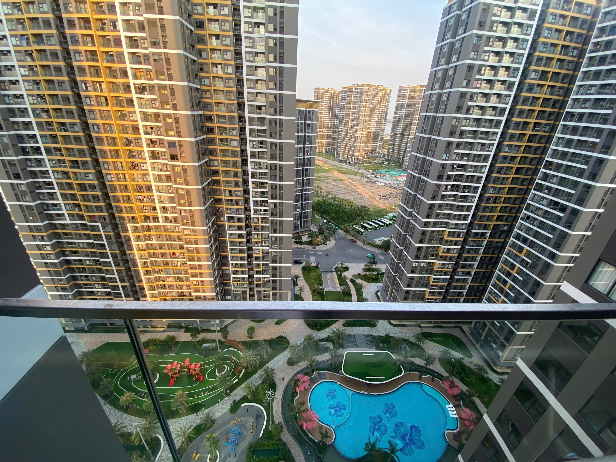CHO THUÊ CĂN HỘ VINHOMES GRAND PARK 2PN 2WC | FULL NỘI THẤT | TẦNG CAO VIEW HỒ BƠI NỘI KHU - ảnh 7